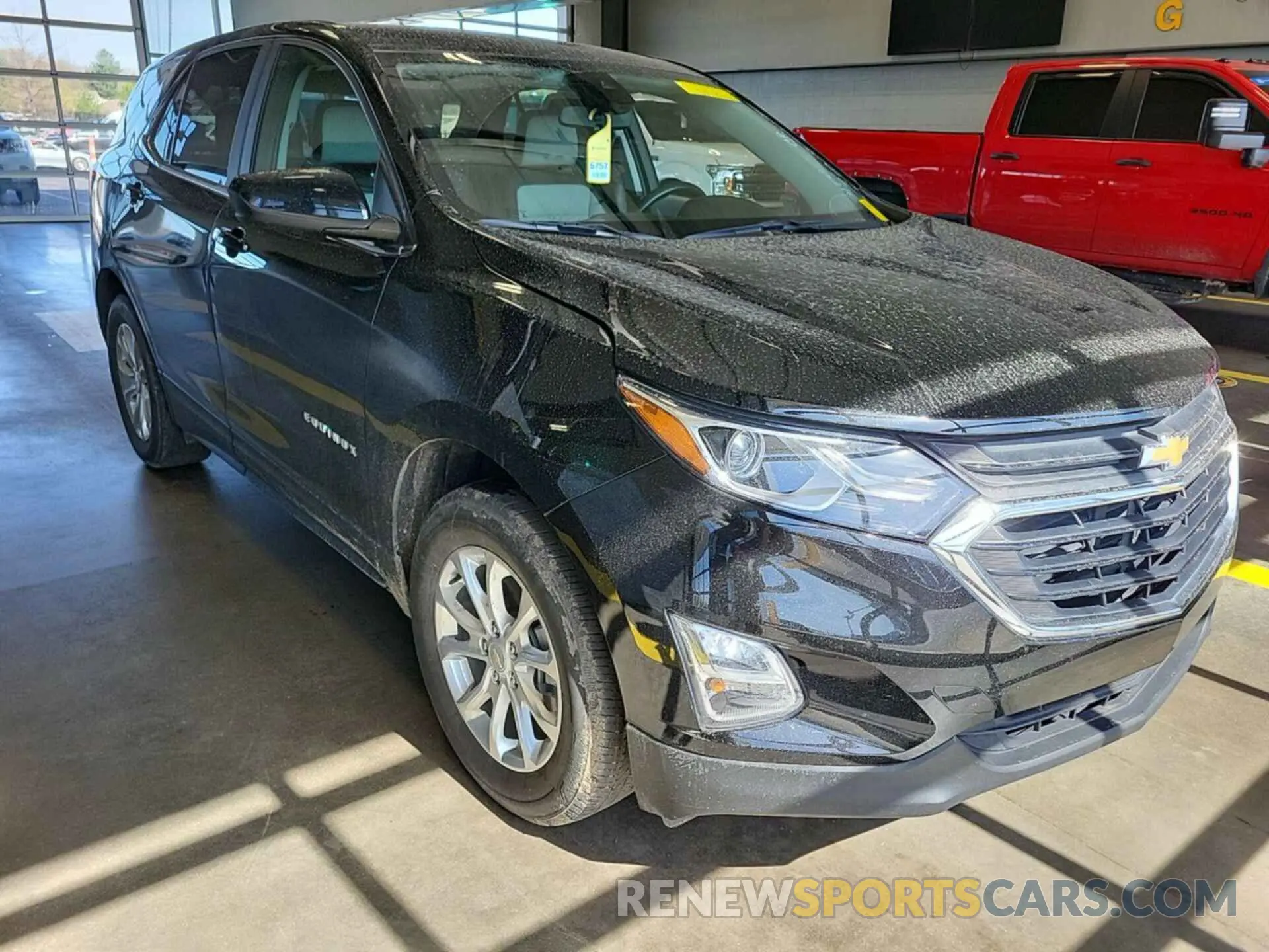 12 Photograph of a damaged car 2GNAXTEV4M6103254 CHEVROLET EQUINOX 2021