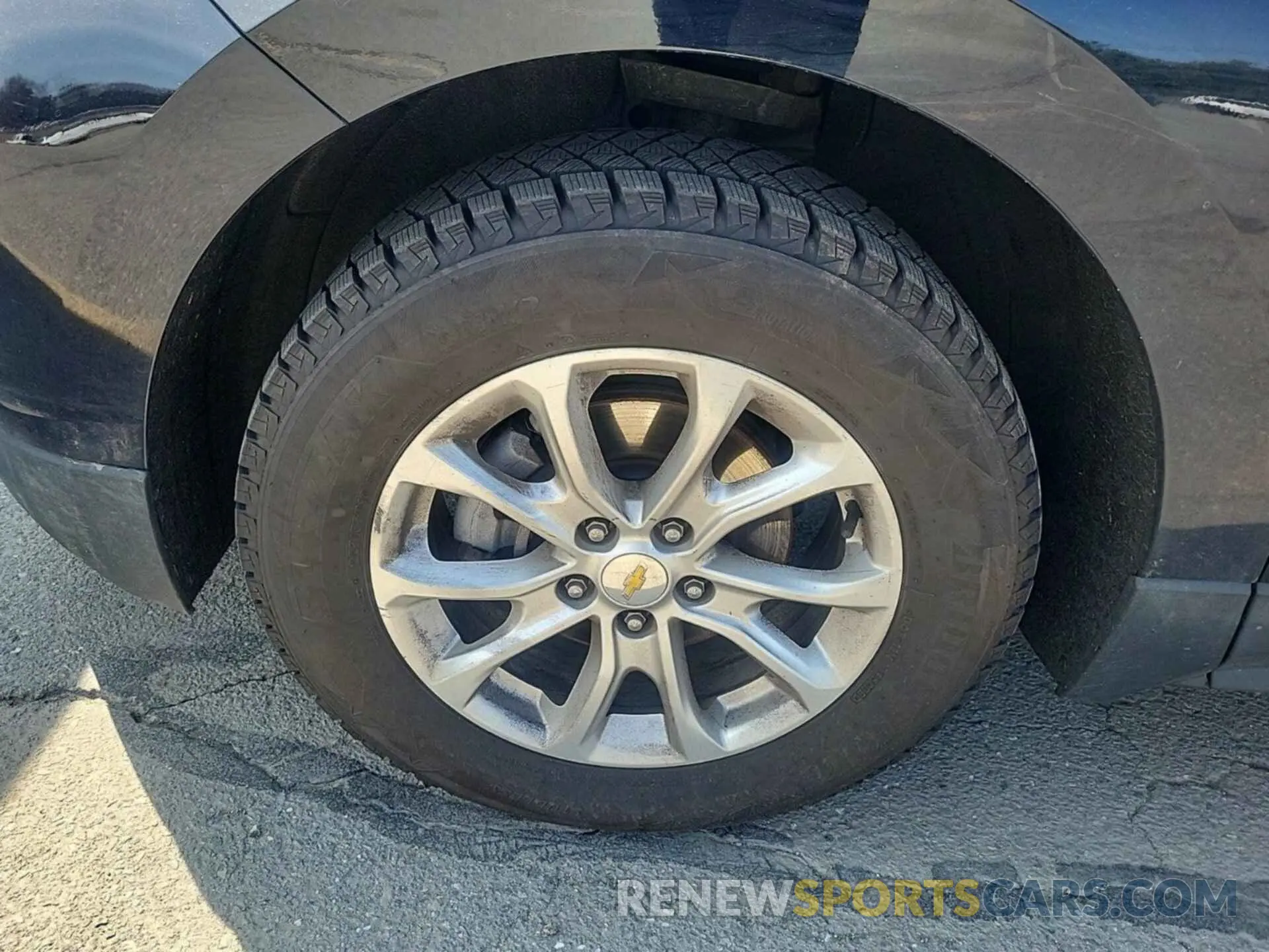 12 Photograph of a damaged car 2GNAXTEV6M6105894 CHEVROLET EQUINOX 2021