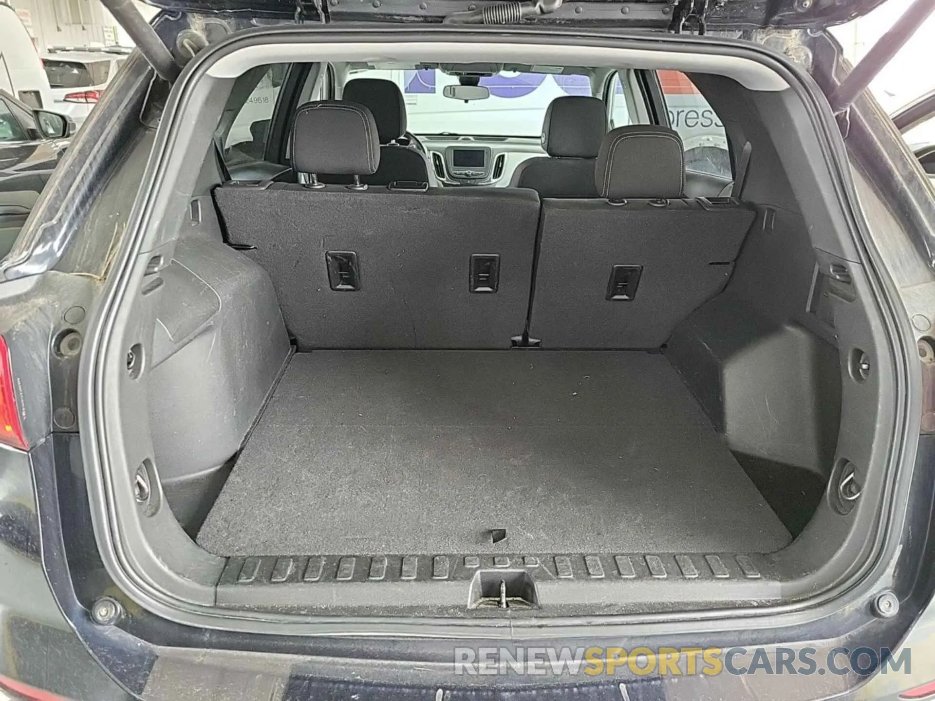 16 Photograph of a damaged car 2GNAXTEV6M6108181 CHEVROLET EQUINOX 2021