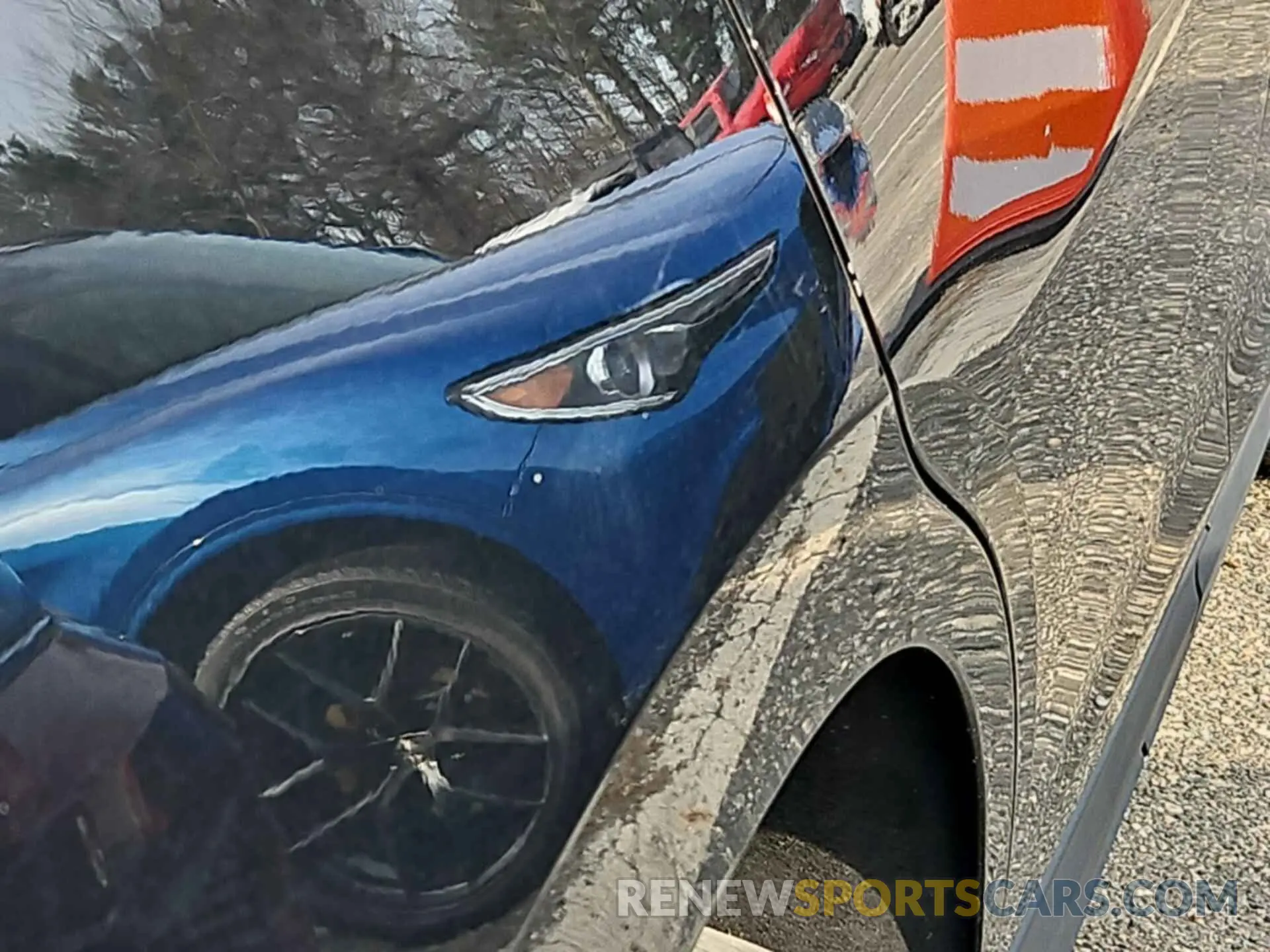 32 Photograph of a damaged car 2GNAXTEV7M6114488 CHEVROLET EQUINOX 2021