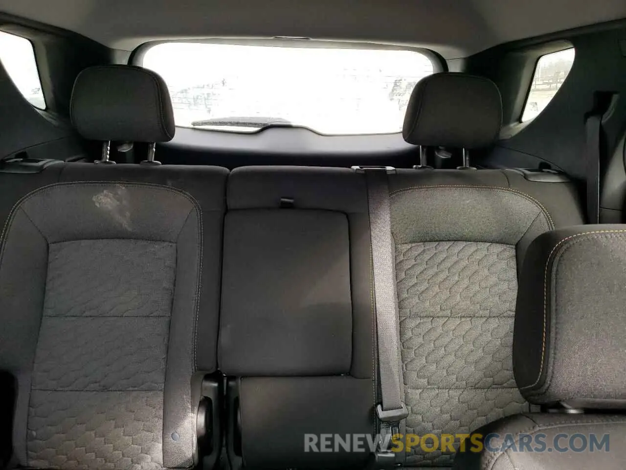 10 Photograph of a damaged car 2GNAXTEV7M6125264 CHEVROLET EQUINOX 2021