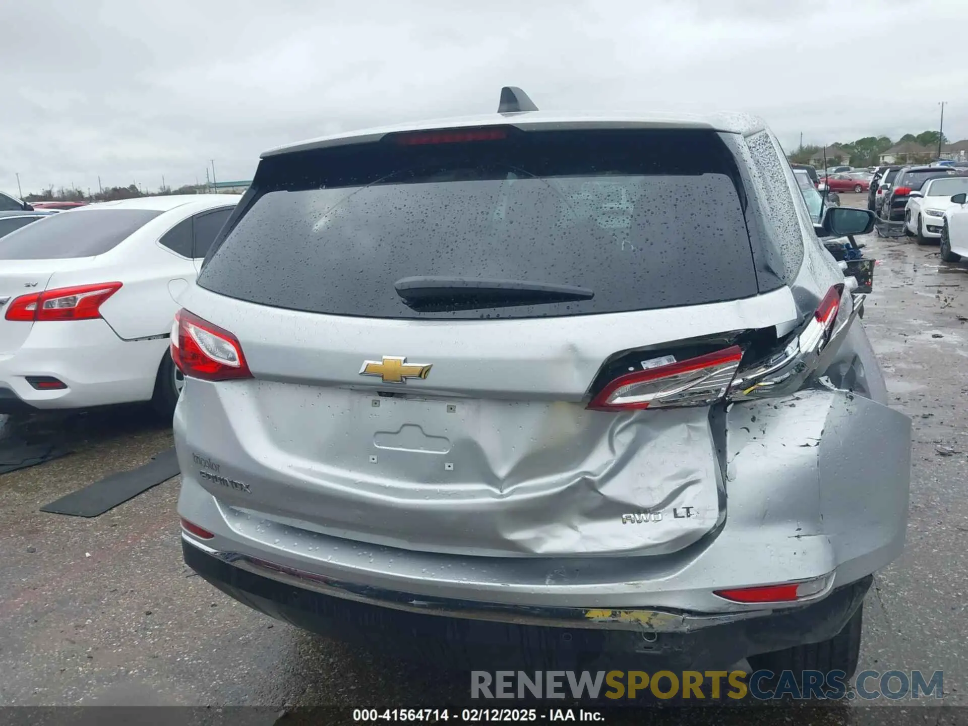 16 Photograph of a damaged car 2GNAXTEV7M6141979 CHEVROLET EQUINOX 2021
