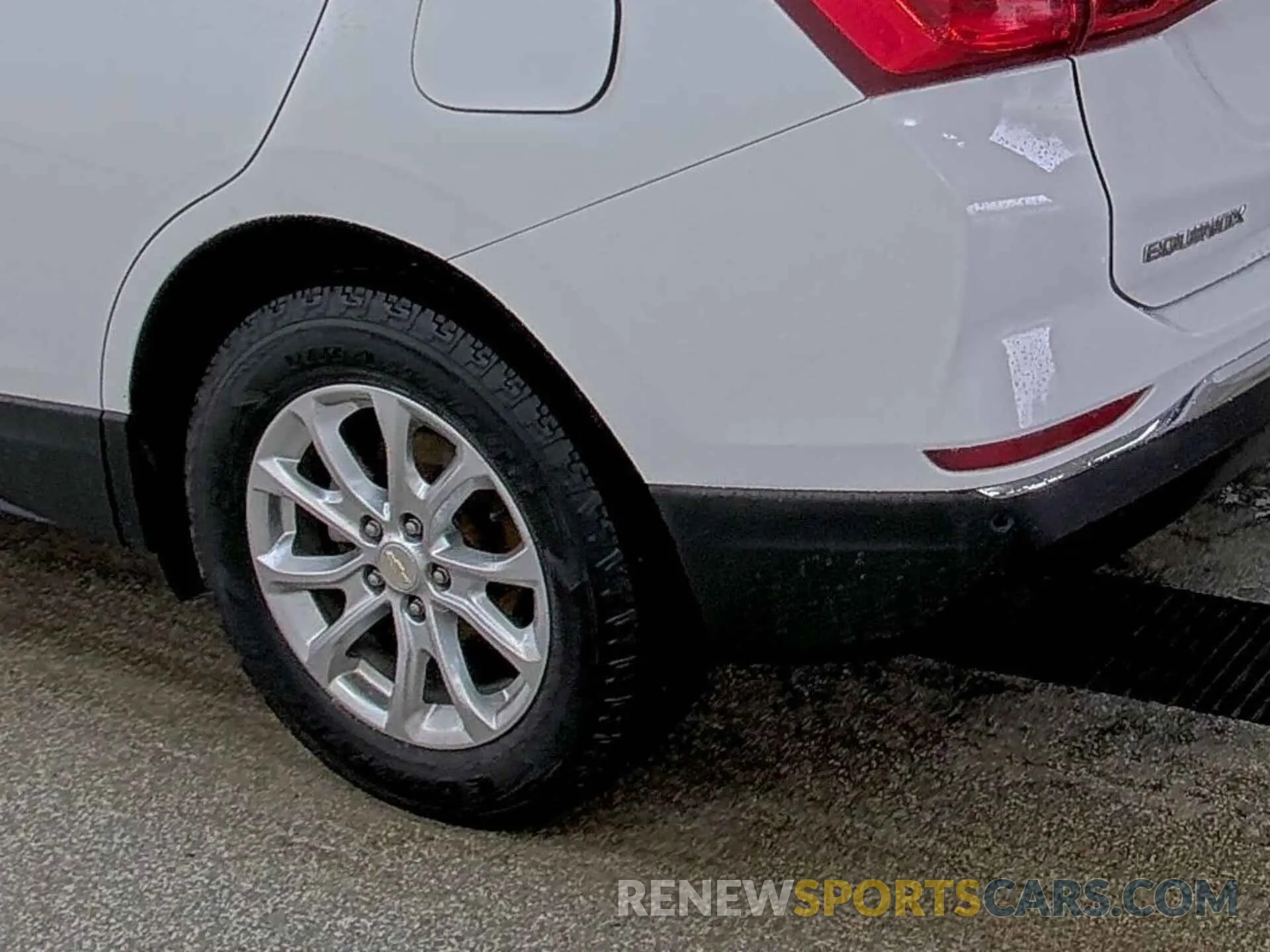 7 Photograph of a damaged car 2GNAXTEV7M6160144 CHEVROLET EQUINOX 2021