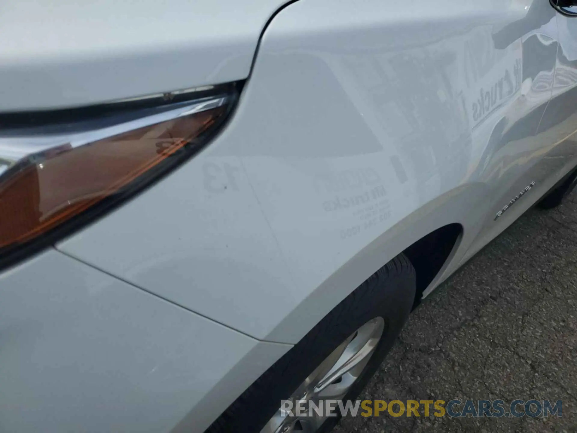 16 Photograph of a damaged car 2GNAXTEV7M6160564 CHEVROLET EQUINOX 2021