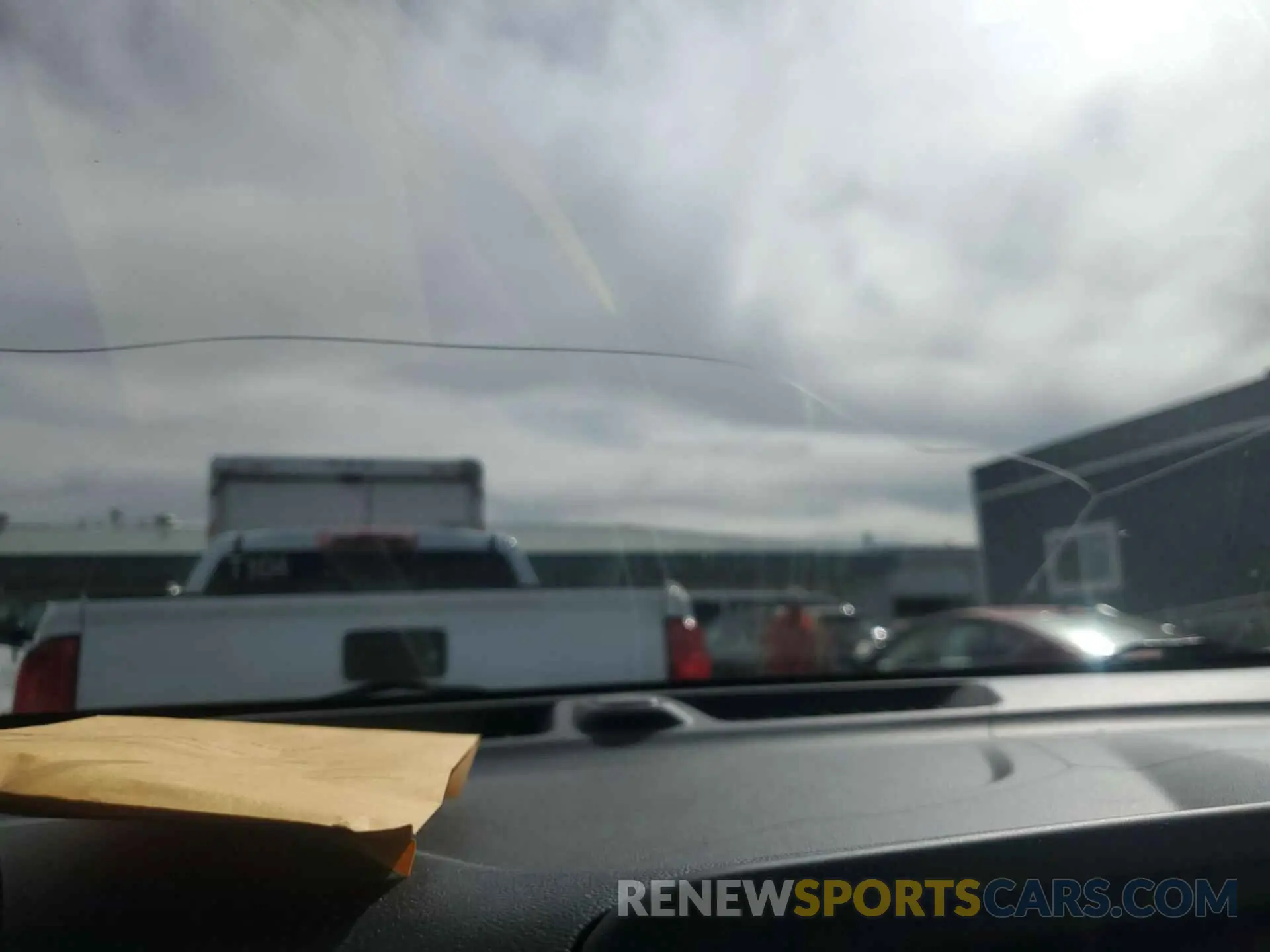21 Photograph of a damaged car 2GNAXTEV7M6160564 CHEVROLET EQUINOX 2021