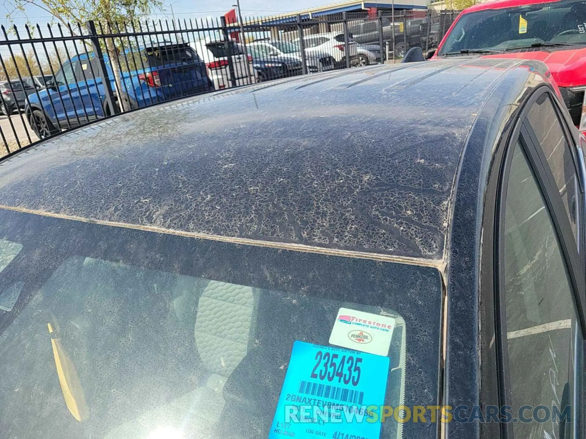 12 Photograph of a damaged car 2GNAXTEV8M6104696 CHEVROLET EQUINOX 2021