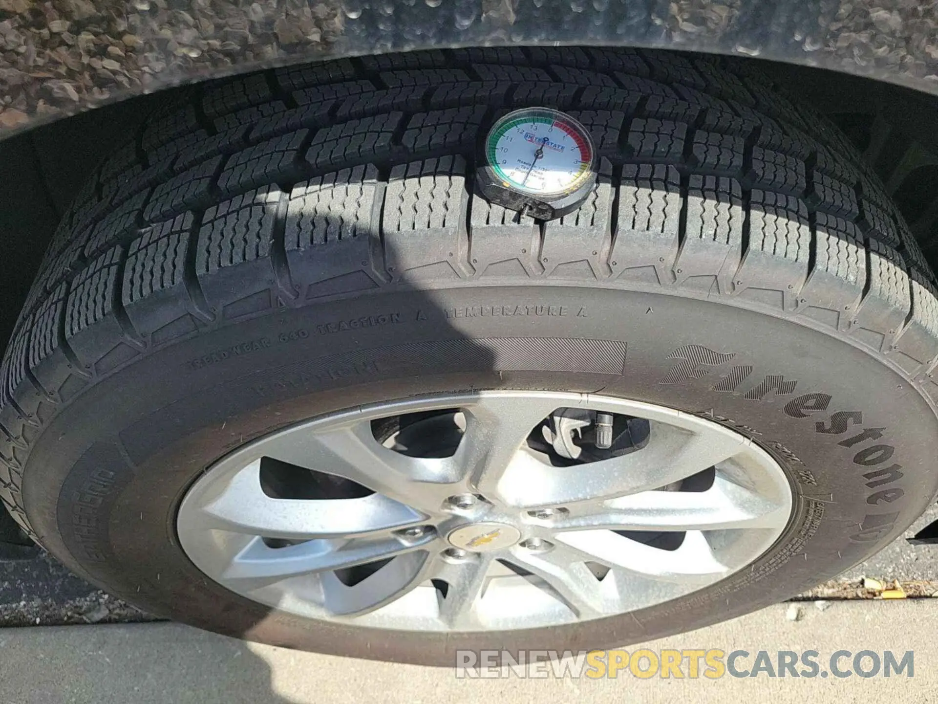 7 Photograph of a damaged car 2GNAXTEV8M6104696 CHEVROLET EQUINOX 2021