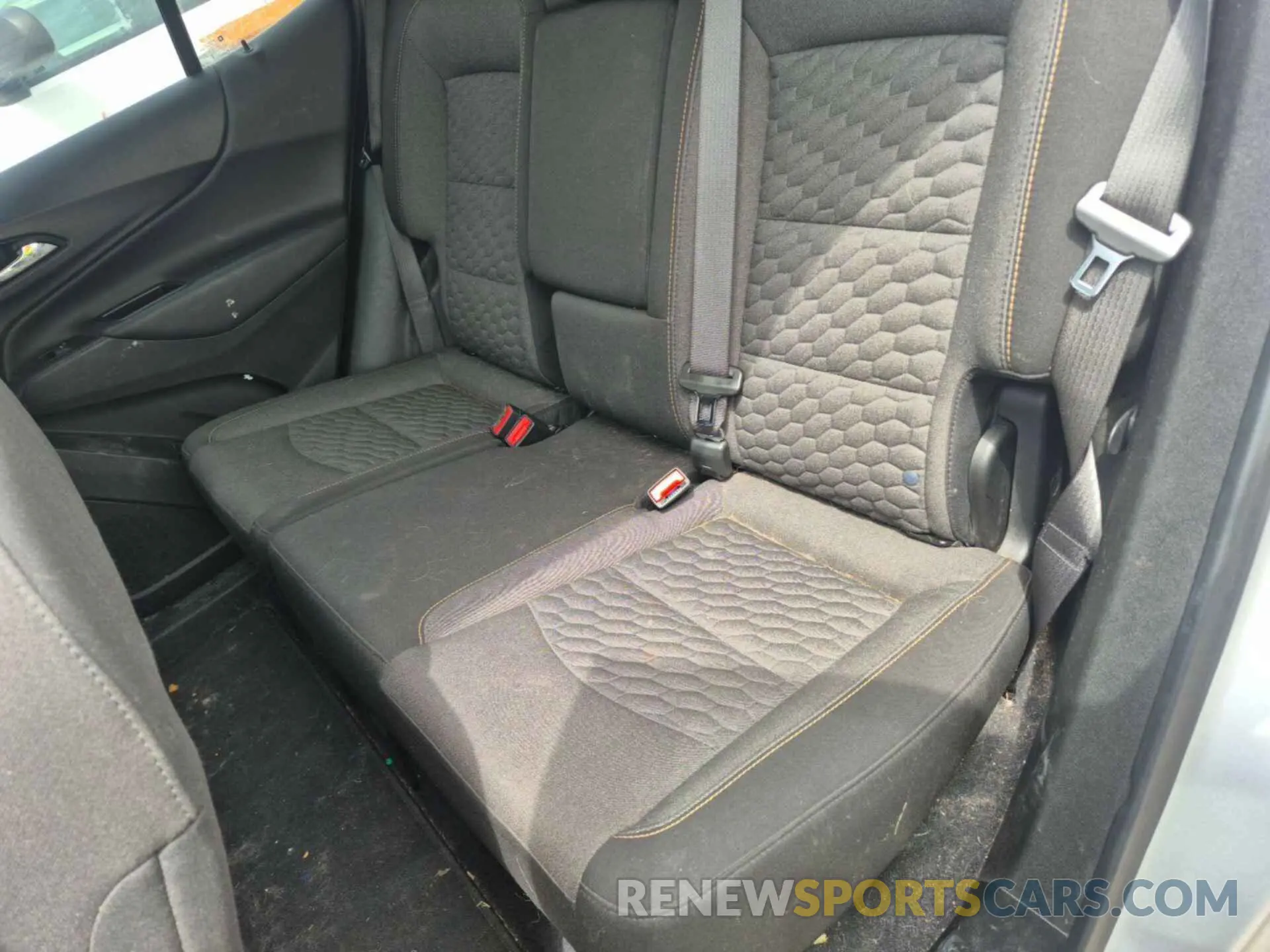 12 Photograph of a damaged car 2GNAXTEV8M6158242 CHEVROLET EQUINOX 2021