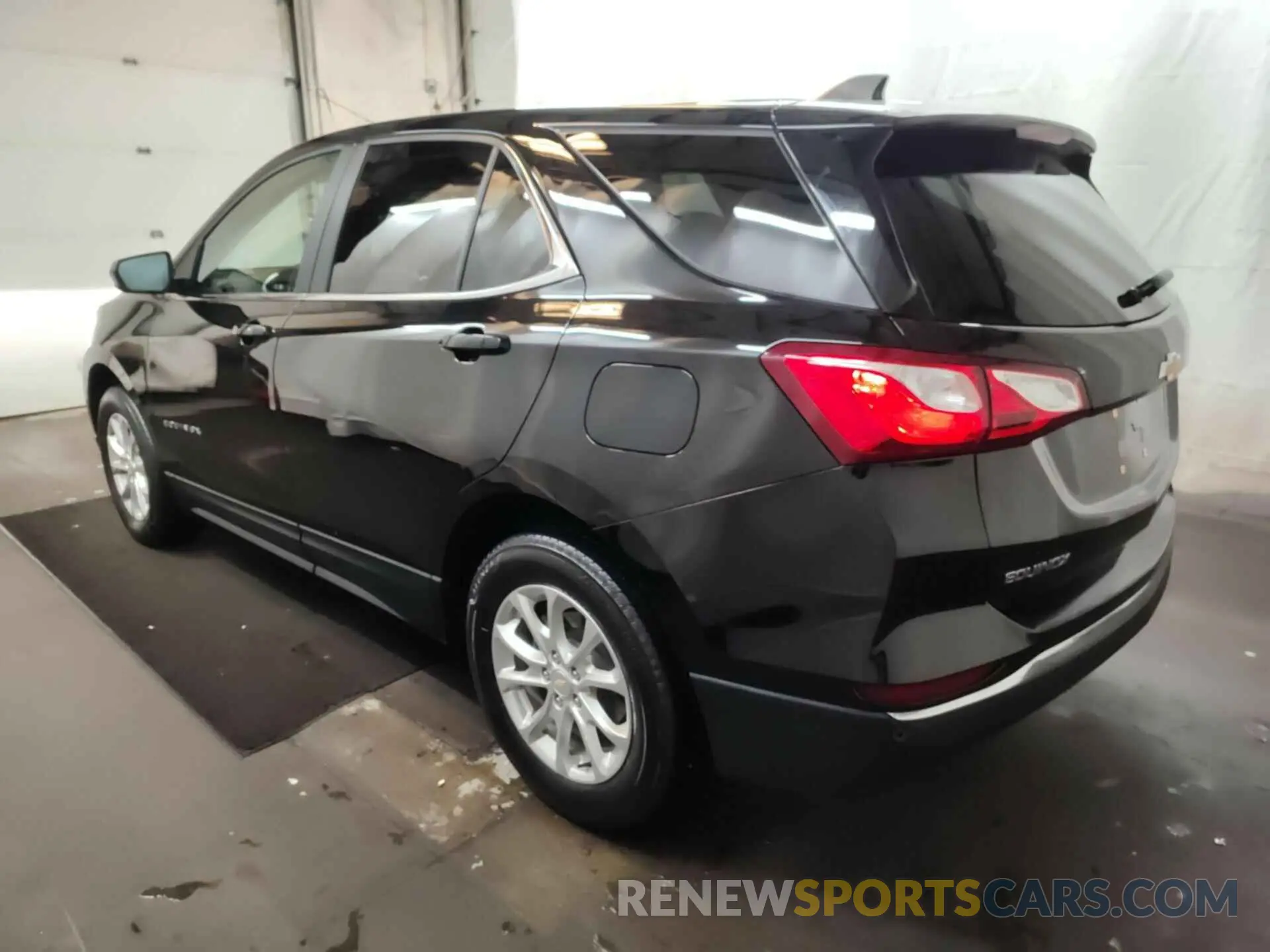 9 Photograph of a damaged car 2GNAXTEV9M6148478 CHEVROLET EQUINOX 2021