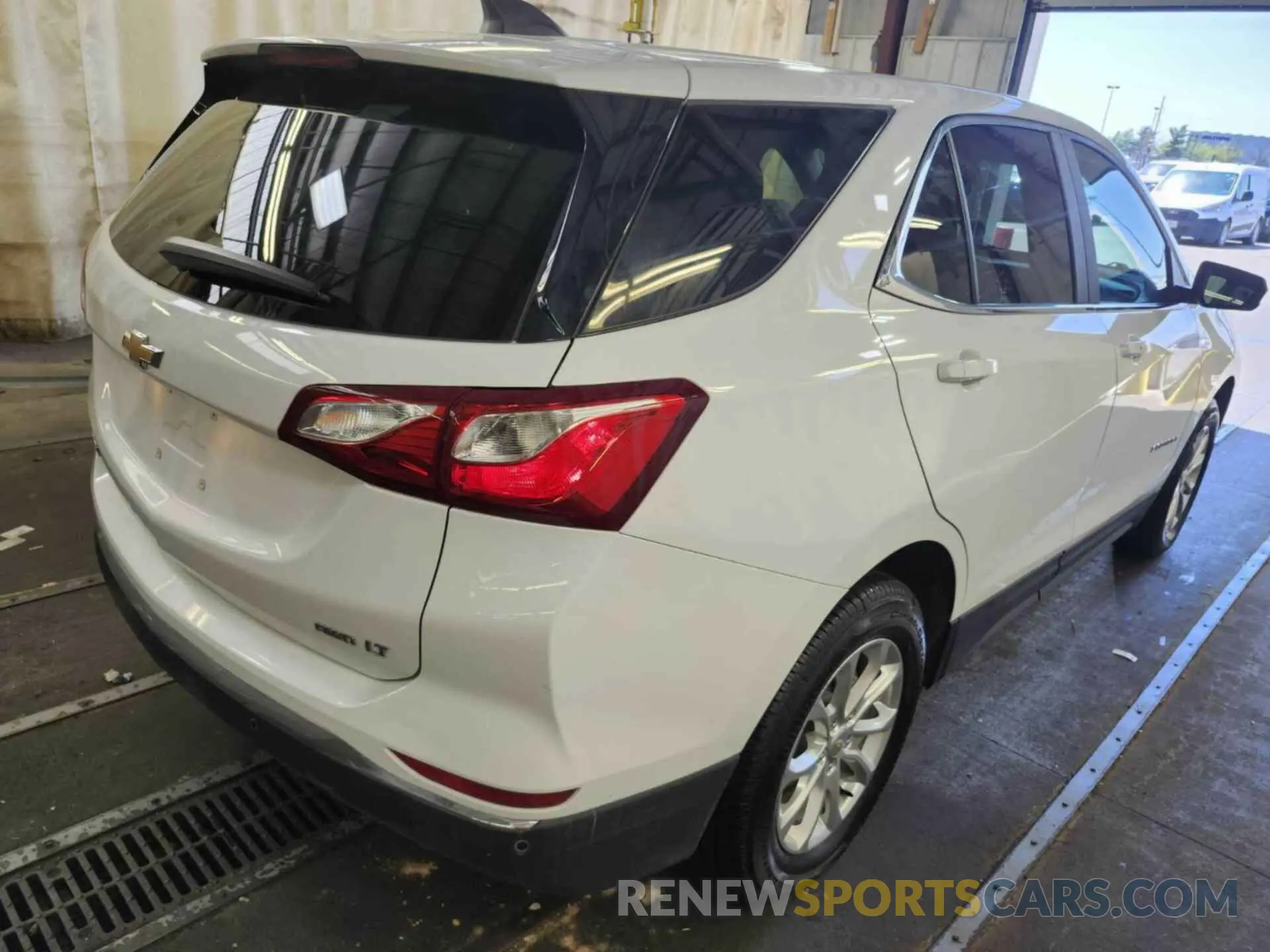 15 Photograph of a damaged car 2GNAXTEVXM6103999 CHEVROLET EQUINOX 2021
