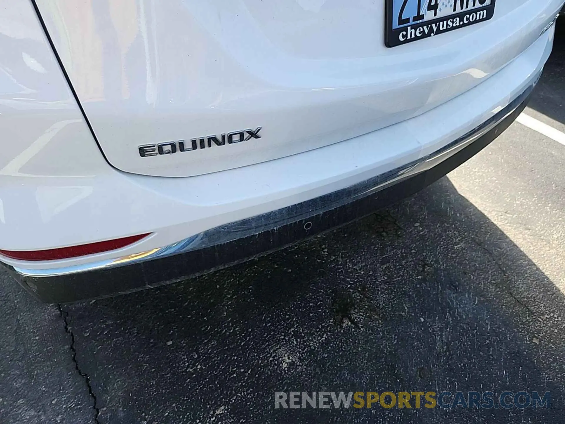 23 Photograph of a damaged car 2GNAXTEVXM6103999 CHEVROLET EQUINOX 2021