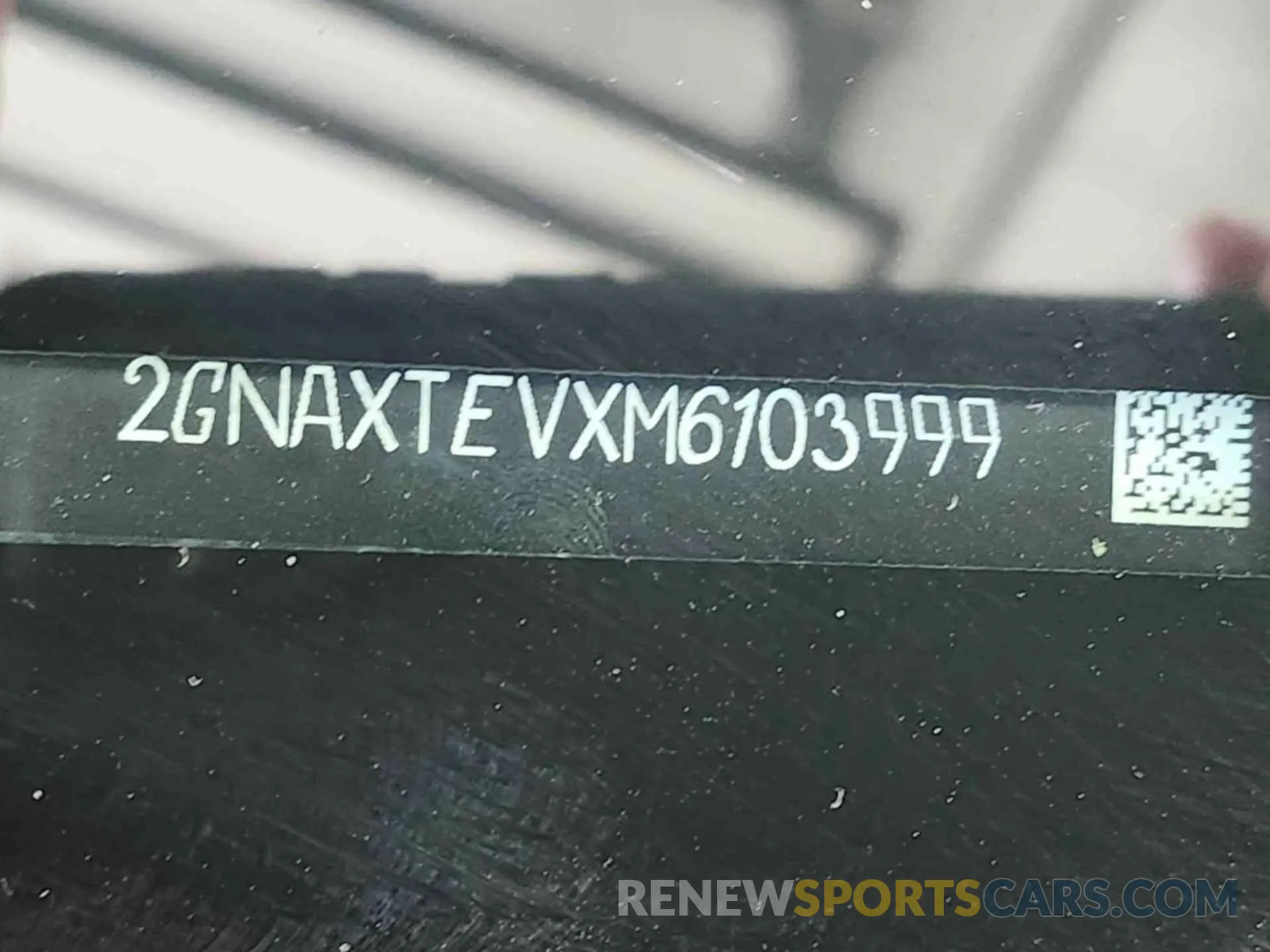 6 Photograph of a damaged car 2GNAXTEVXM6103999 CHEVROLET EQUINOX 2021