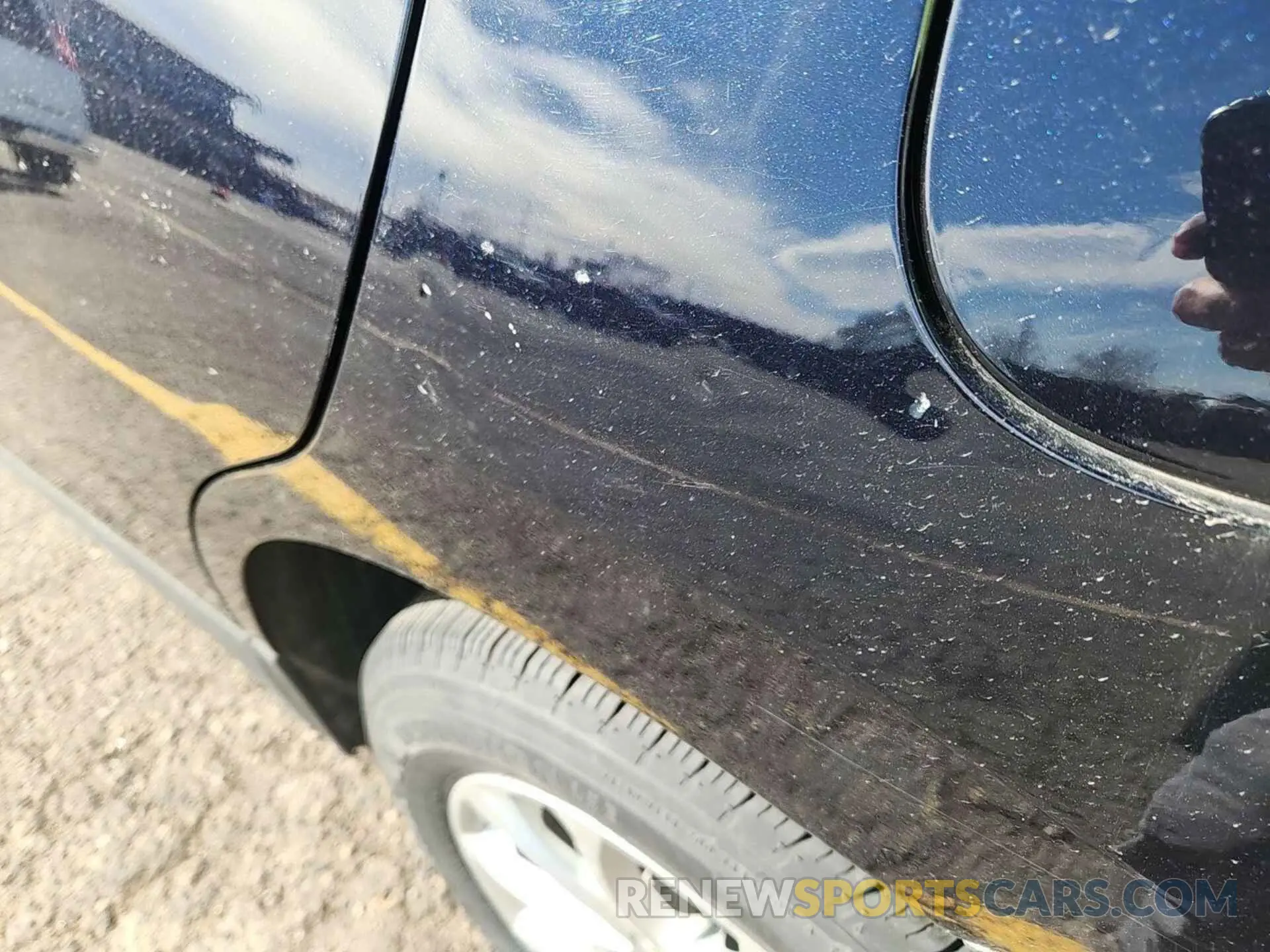 26 Photograph of a damaged car 2GNAXTEVXM6107874 CHEVROLET EQUINOX 2021