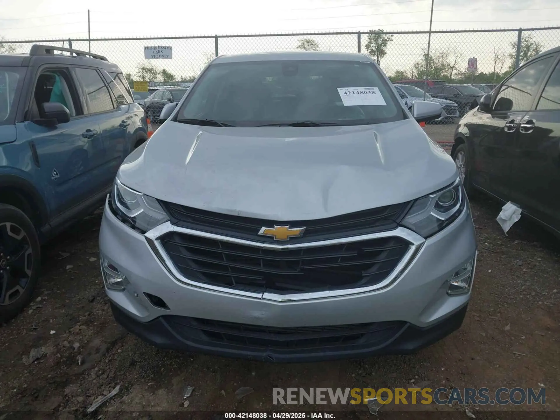 12 Photograph of a damaged car 2GNAXTEVXM6160834 CHEVROLET EQUINOX 2021