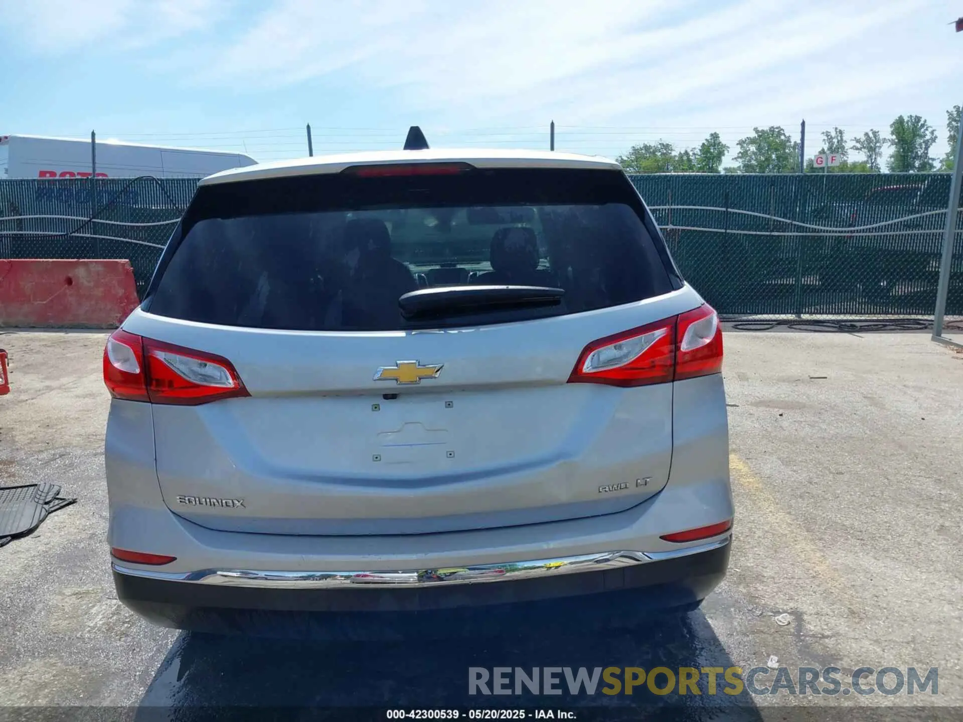 16 Photograph of a damaged car 2GNAXUEV0M6106898 CHEVROLET EQUINOX 2021