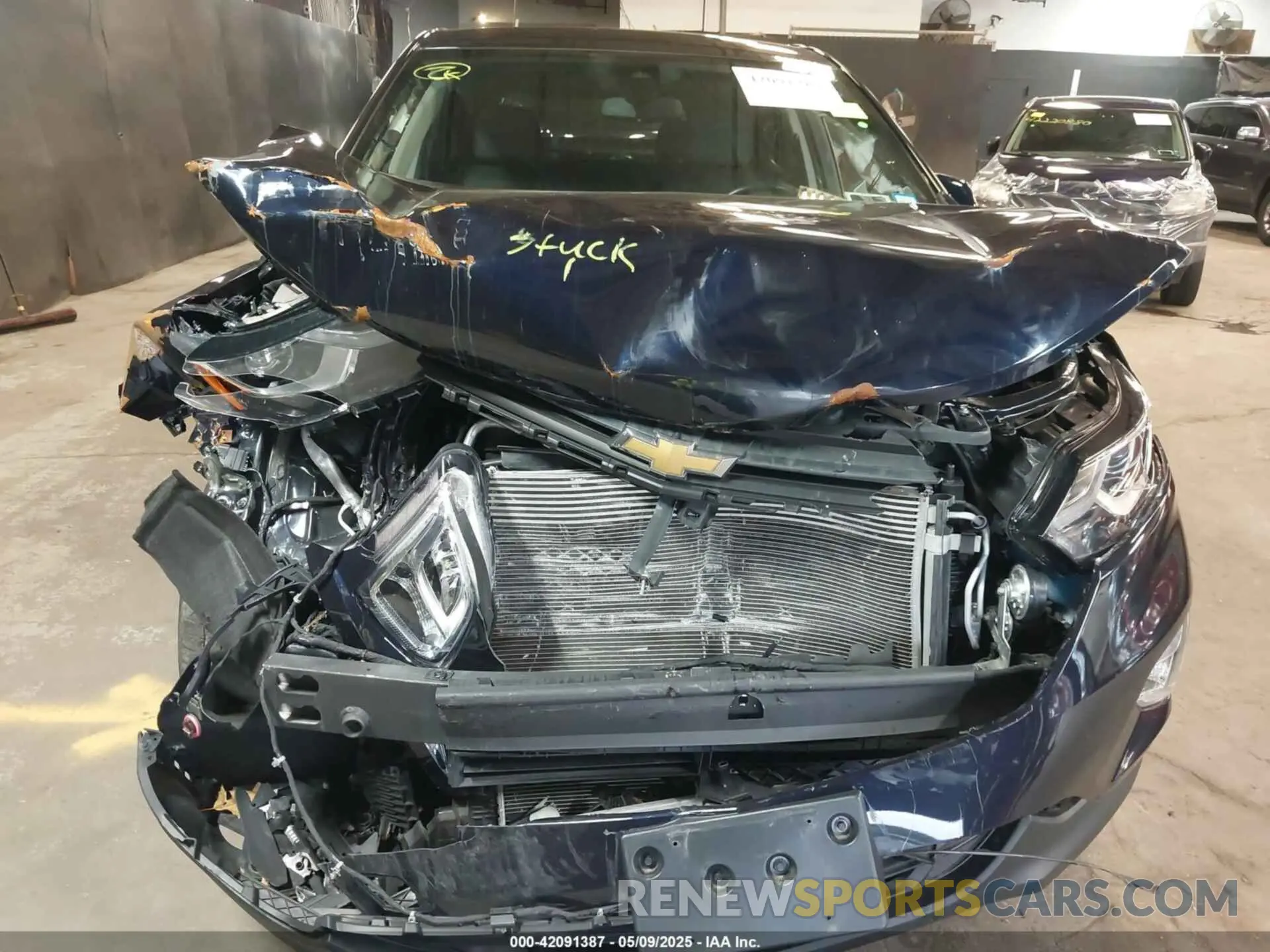 6 Photograph of a damaged car 2GNAXUEV0M6145104 CHEVROLET EQUINOX 2021