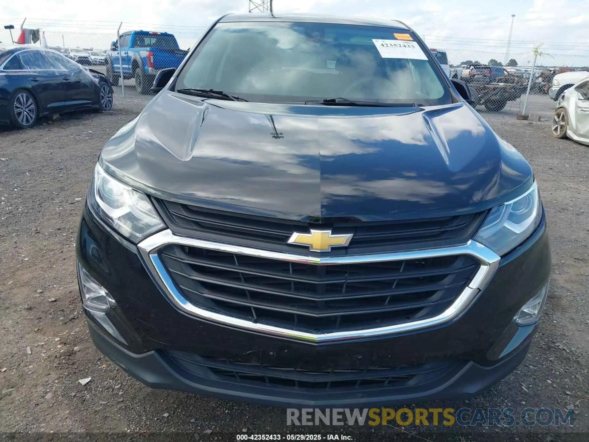 6 Photograph of a damaged car 2GNAXUEV1M6101502 CHEVROLET EQUINOX 2021
