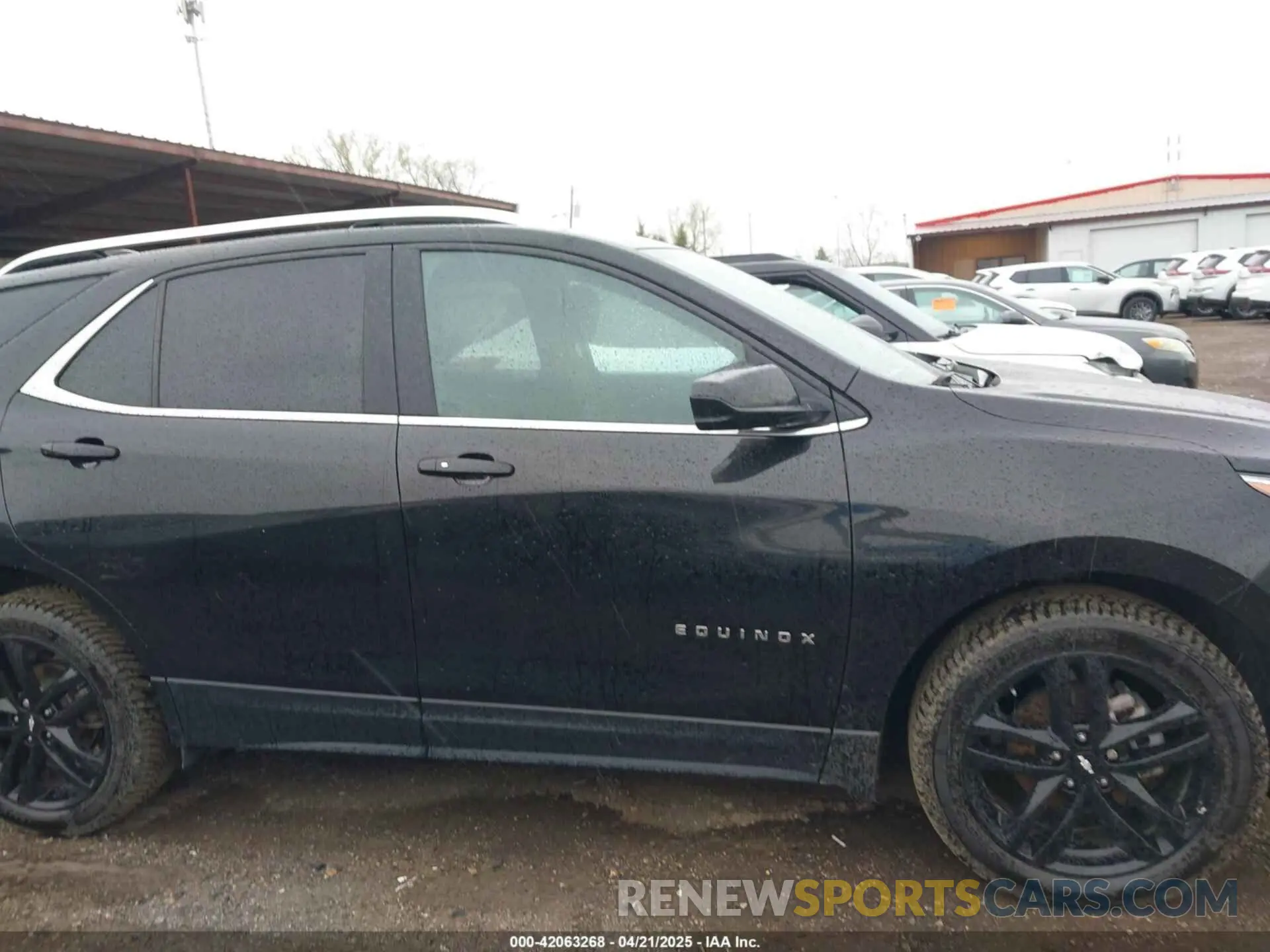 13 Photograph of a damaged car 2GNAXUEV1M6109163 CHEVROLET EQUINOX 2021