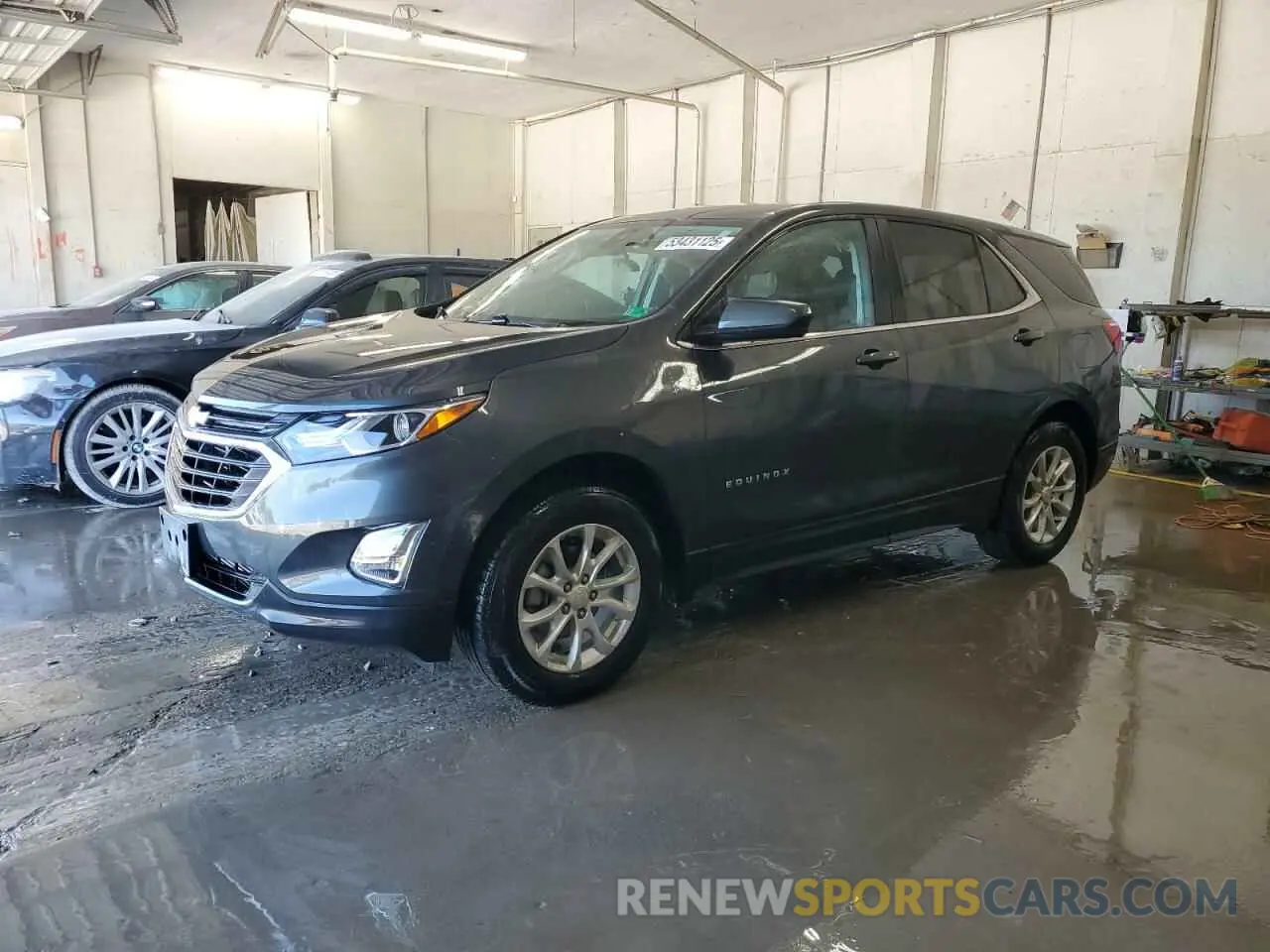 1 Photograph of a damaged car 2GNAXUEV1M6134368 CHEVROLET EQUINOX 2021