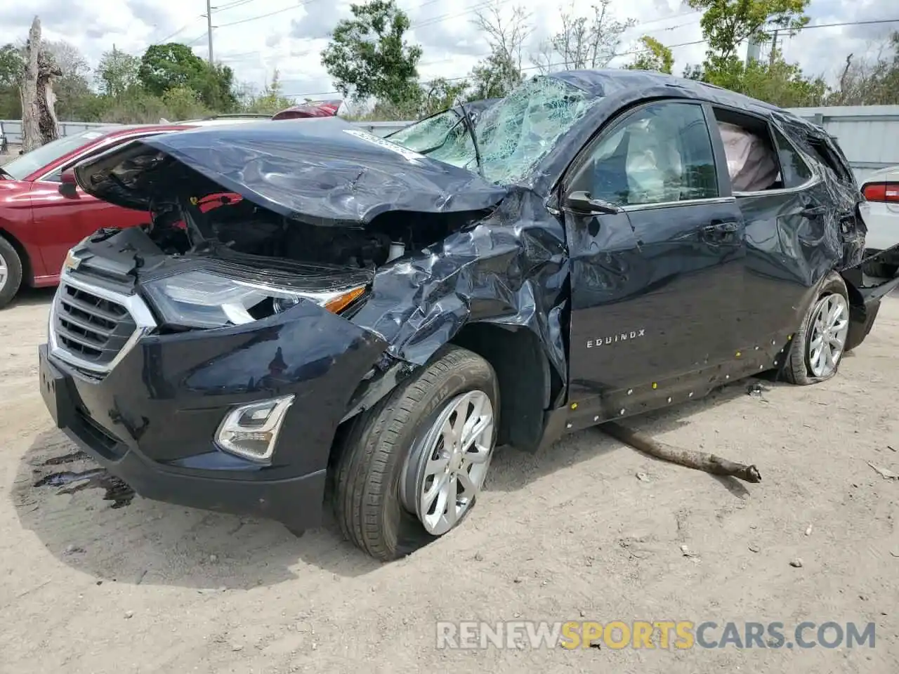 1 Photograph of a damaged car 2GNAXUEV2M6118664 CHEVROLET EQUINOX 2021