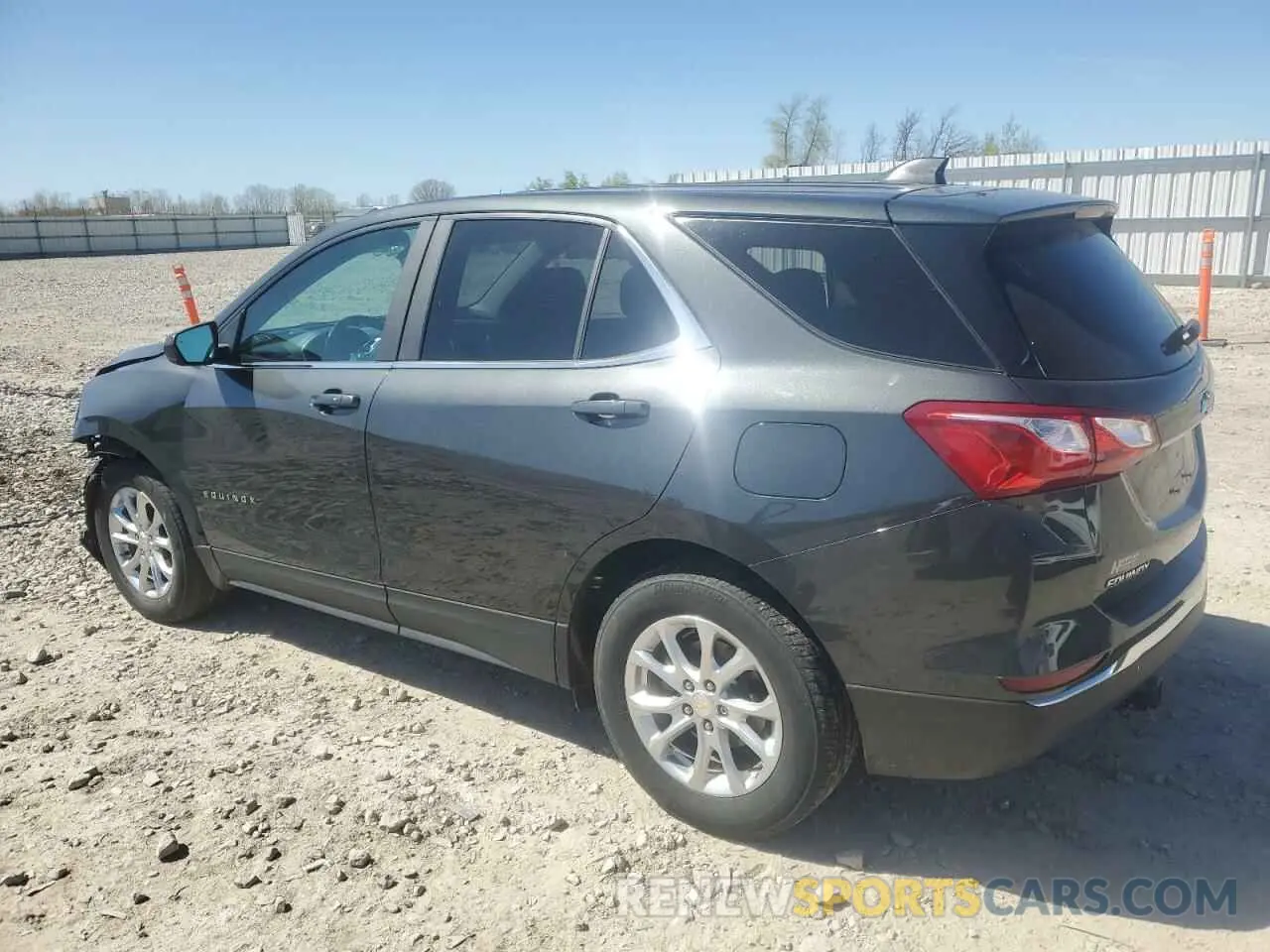 2 Photograph of a damaged car 2GNAXUEV4M6131755 CHEVROLET EQUINOX 2021