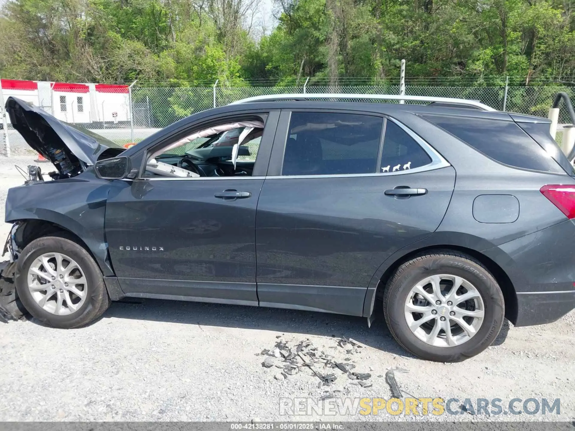 14 Photograph of a damaged car 2GNAXUEV4M6154582 CHEVROLET EQUINOX 2021