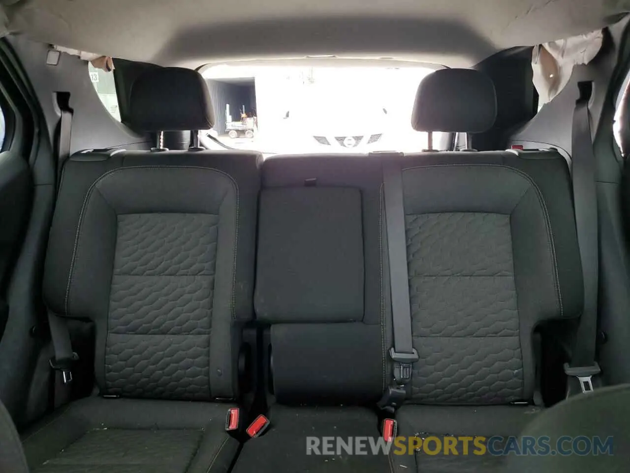 10 Photograph of a damaged car 2GNAXUEV5M6112485 CHEVROLET EQUINOX 2021