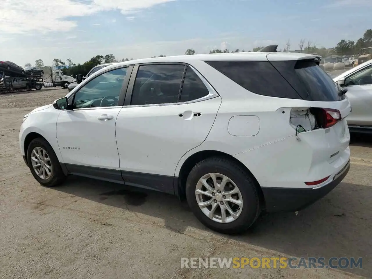 2 Photograph of a damaged car 2GNAXUEV5M6127021 CHEVROLET EQUINOX 2021