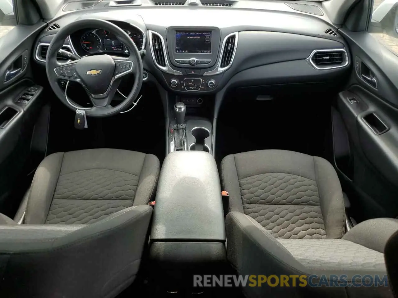 8 Photograph of a damaged car 2GNAXUEV5M6127021 CHEVROLET EQUINOX 2021