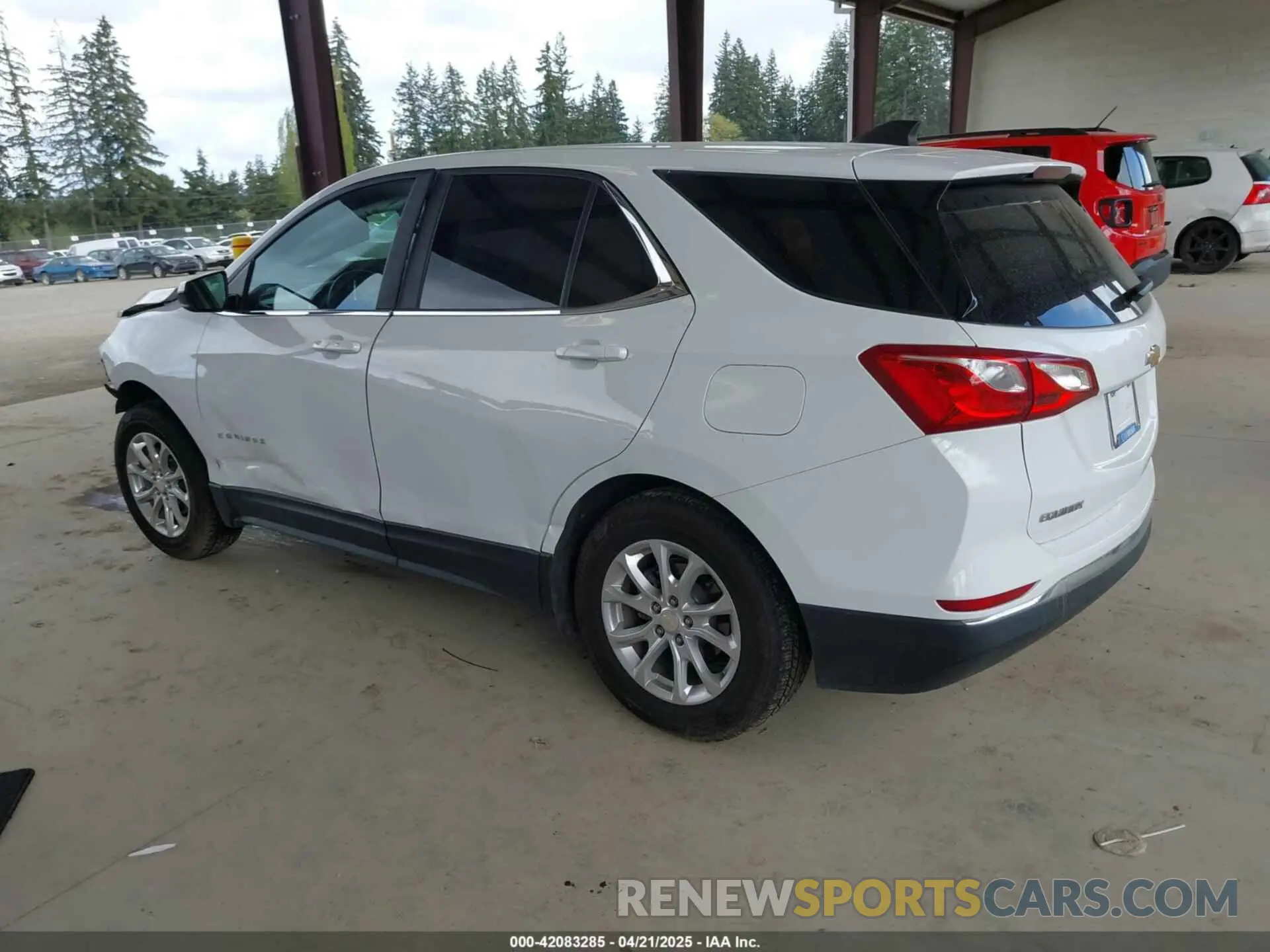 3 Photograph of a damaged car 2GNAXUEV7M6157332 CHEVROLET EQUINOX 2021