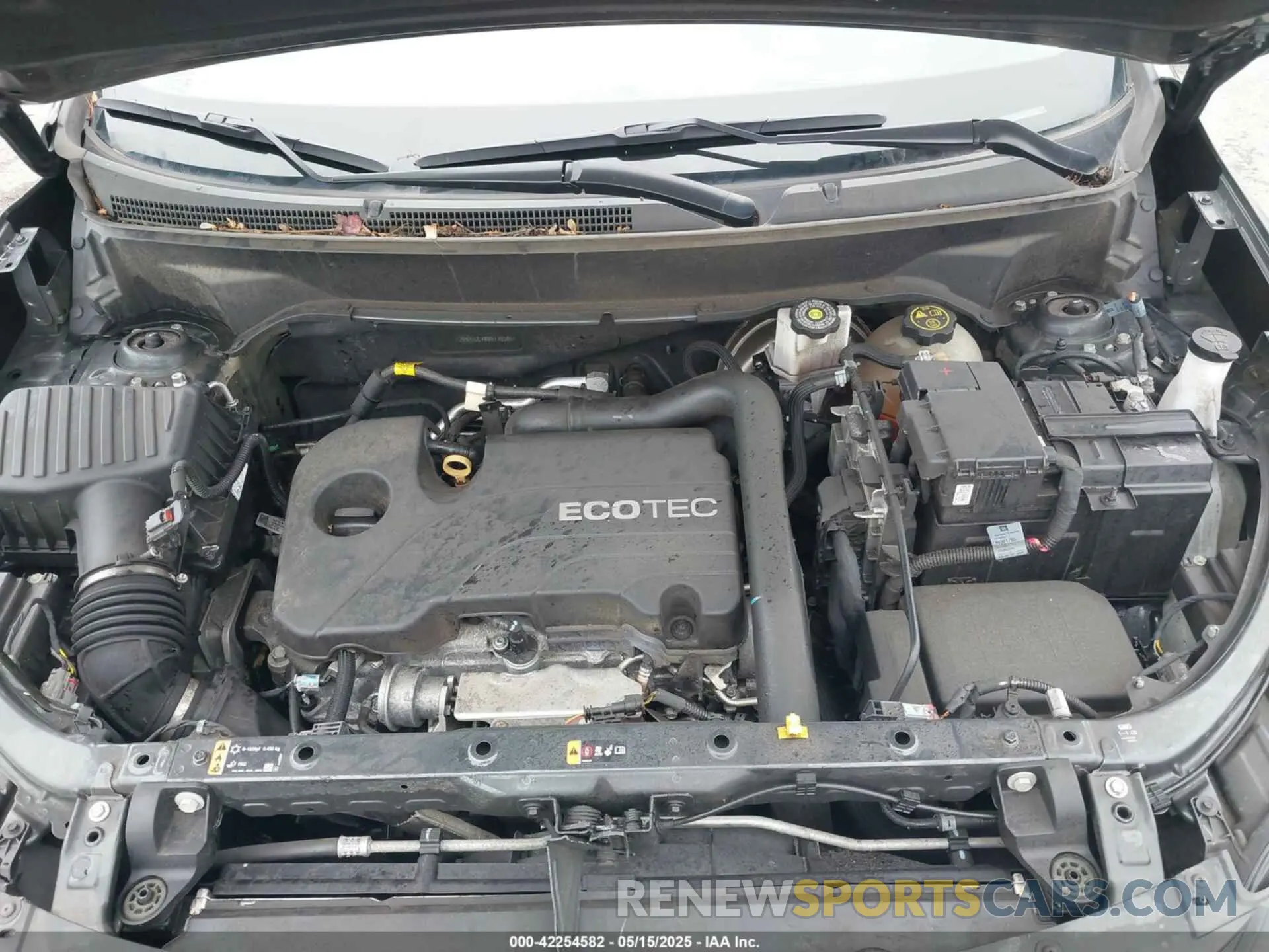 10 Photograph of a damaged car 2GNAXUEV8M6136585 CHEVROLET EQUINOX 2021