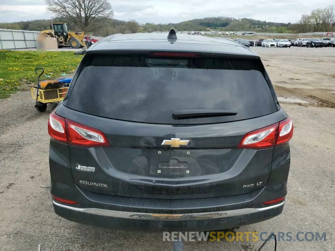 6 Photograph of a damaged car 2GNAXUEV8M6143410 CHEVROLET EQUINOX 2021