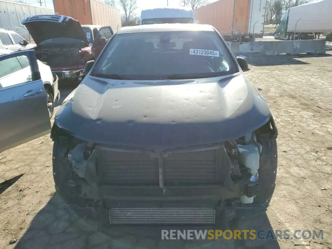 5 Photograph of a damaged car 2GNAXUEV8M6145593 CHEVROLET EQUINOX 2021