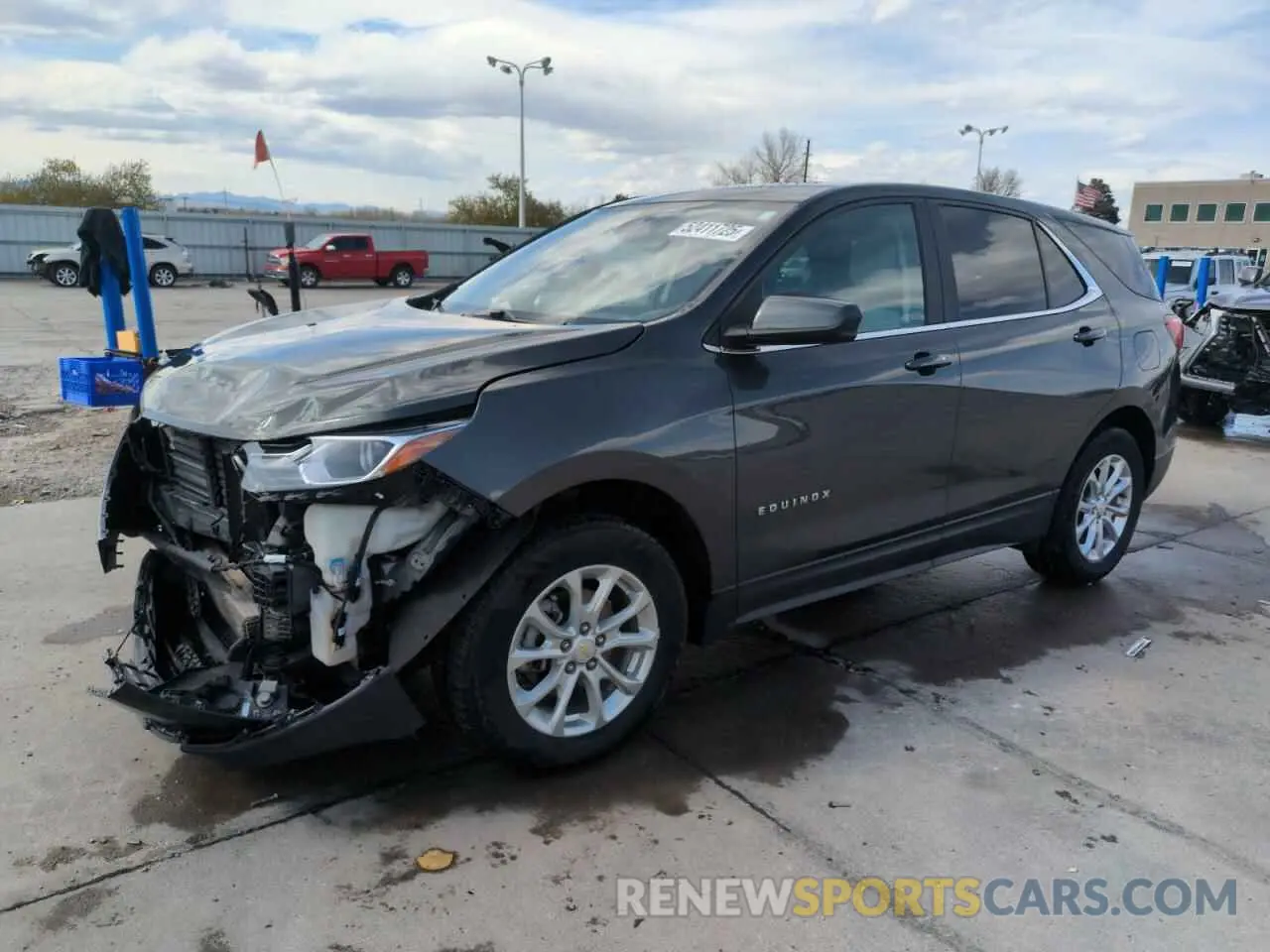 1 Photograph of a damaged car 2GNAXUEV8M6147165 CHEVROLET EQUINOX 2021