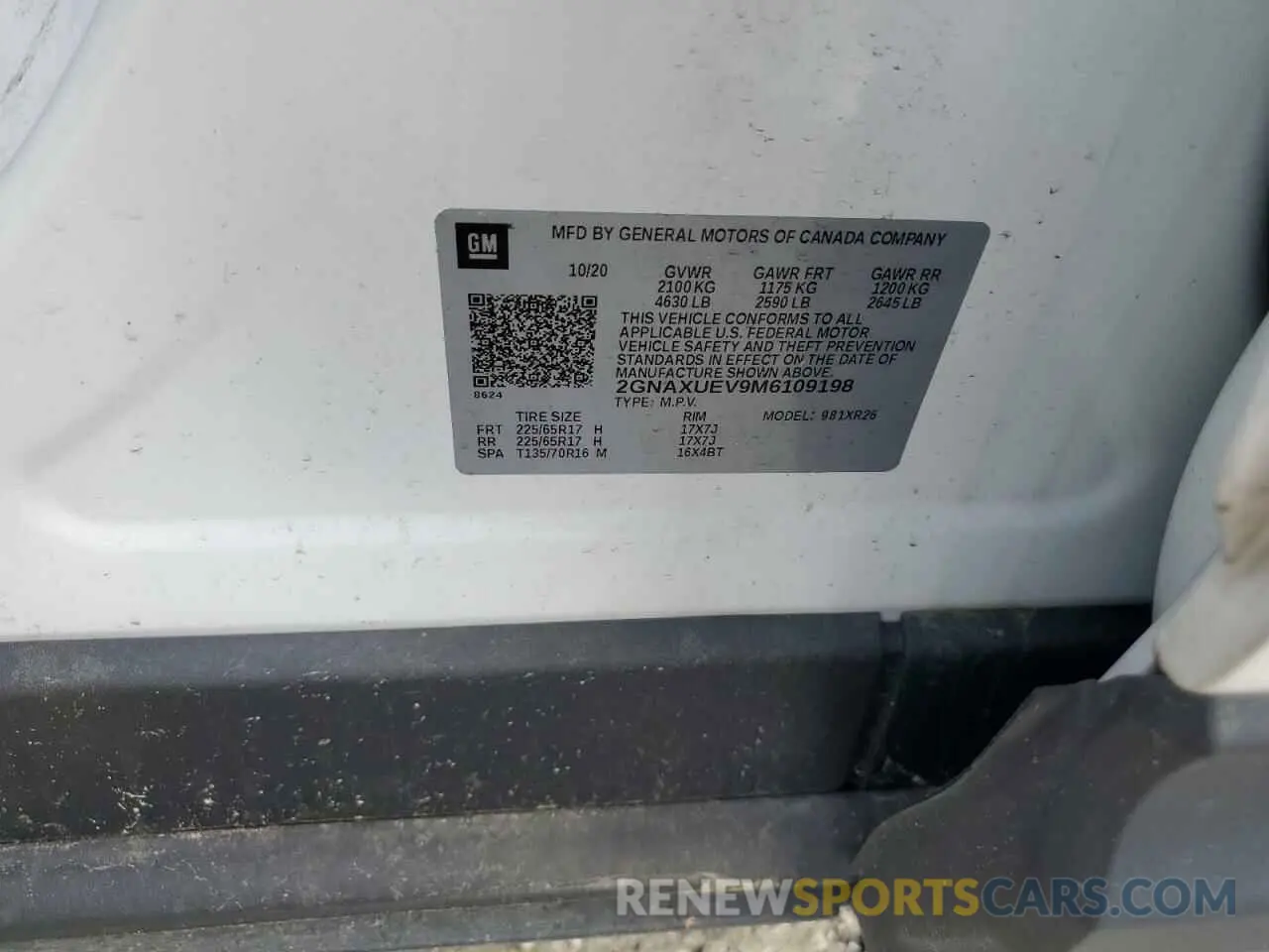 12 Photograph of a damaged car 2GNAXUEV9M6109198 CHEVROLET EQUINOX 2021