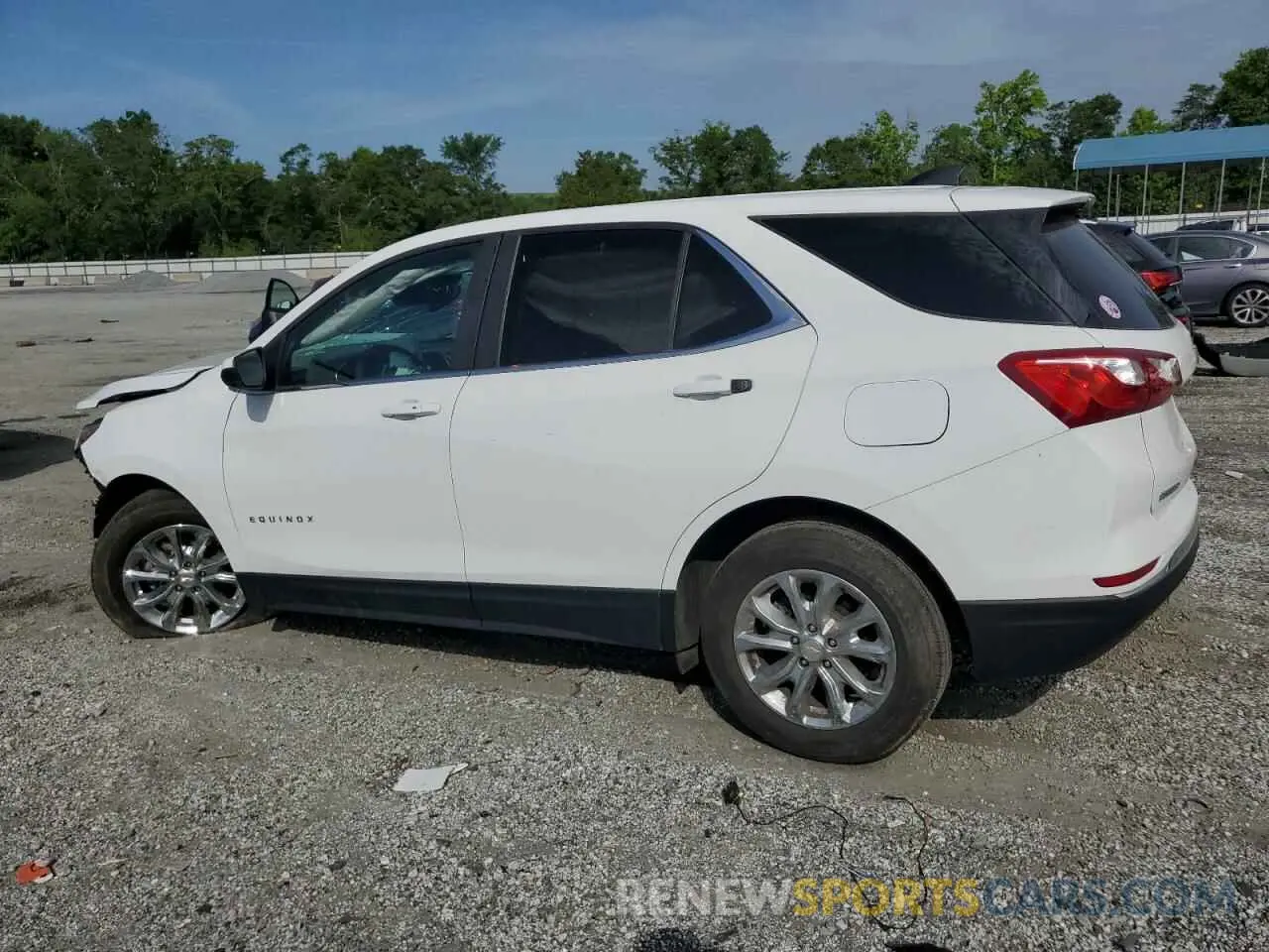 2 Photograph of a damaged car 2GNAXUEV9M6109198 CHEVROLET EQUINOX 2021