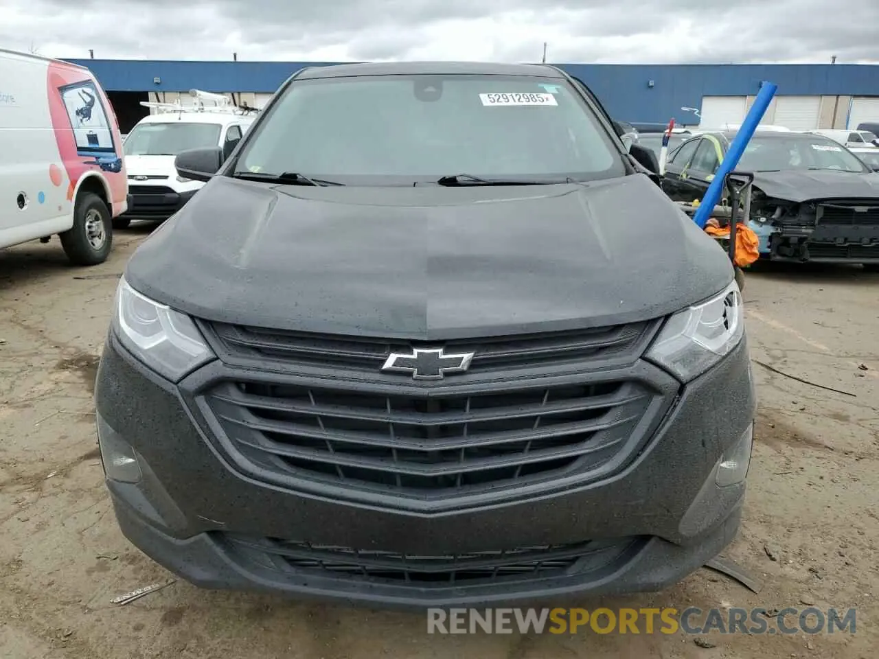 5 Photograph of a damaged car 2GNAXUEV9M6124171 CHEVROLET EQUINOX 2021