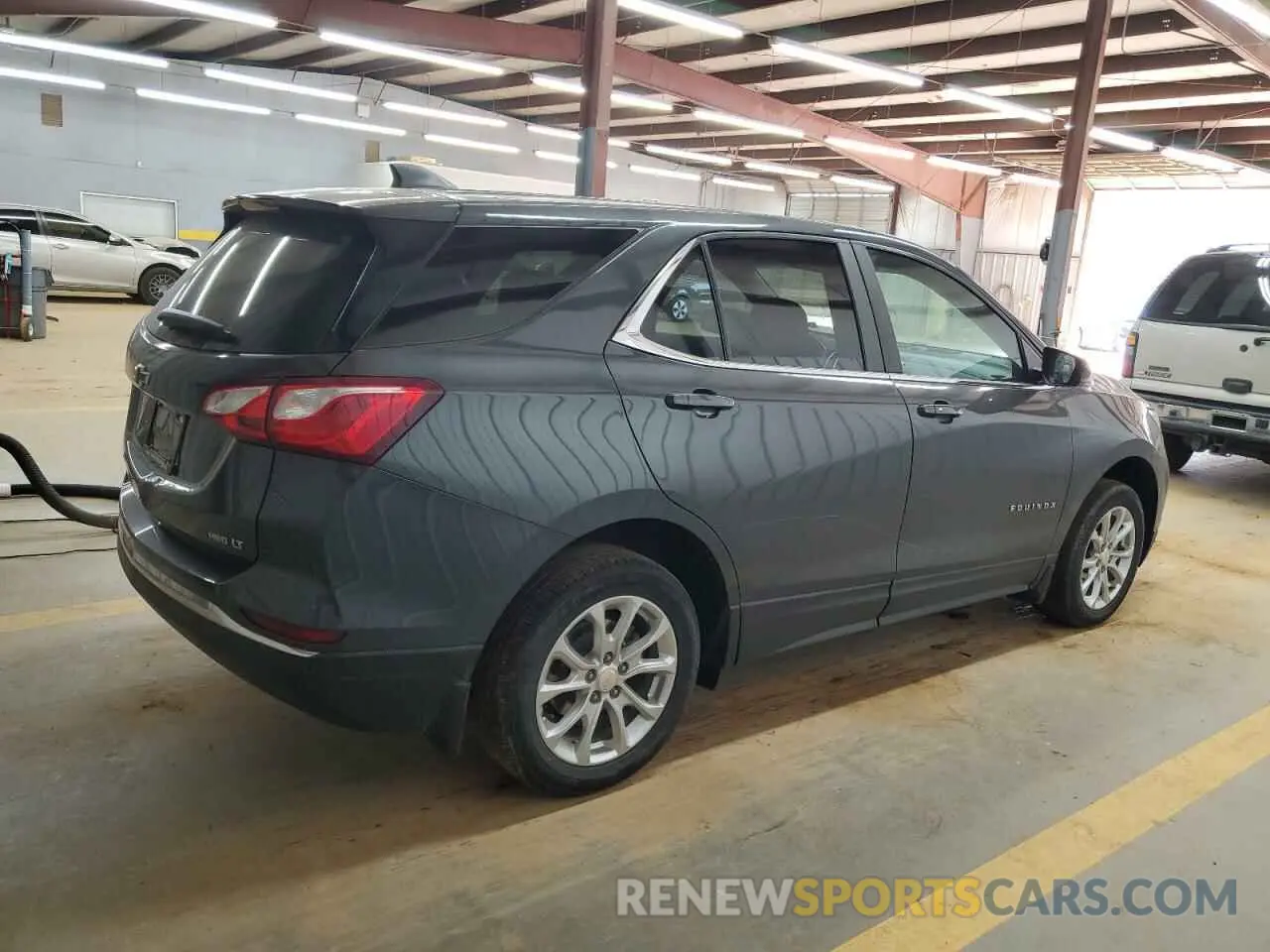 3 Photograph of a damaged car 2GNAXUEV9M6134277 CHEVROLET EQUINOX 2021