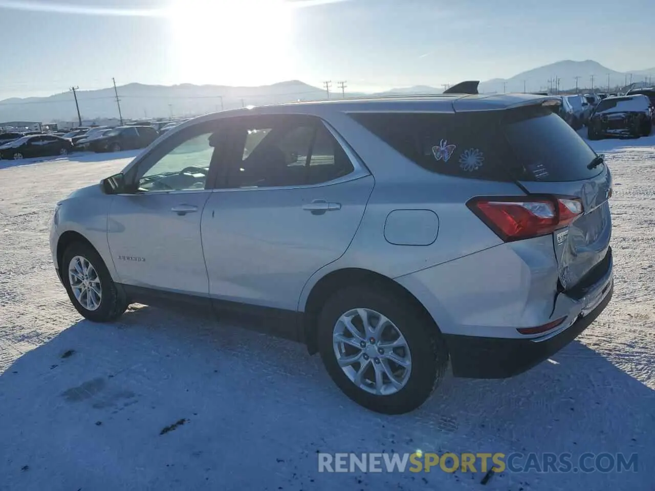 2 Photograph of a damaged car 2GNAXUEV9M6164556 CHEVROLET EQUINOX 2021
