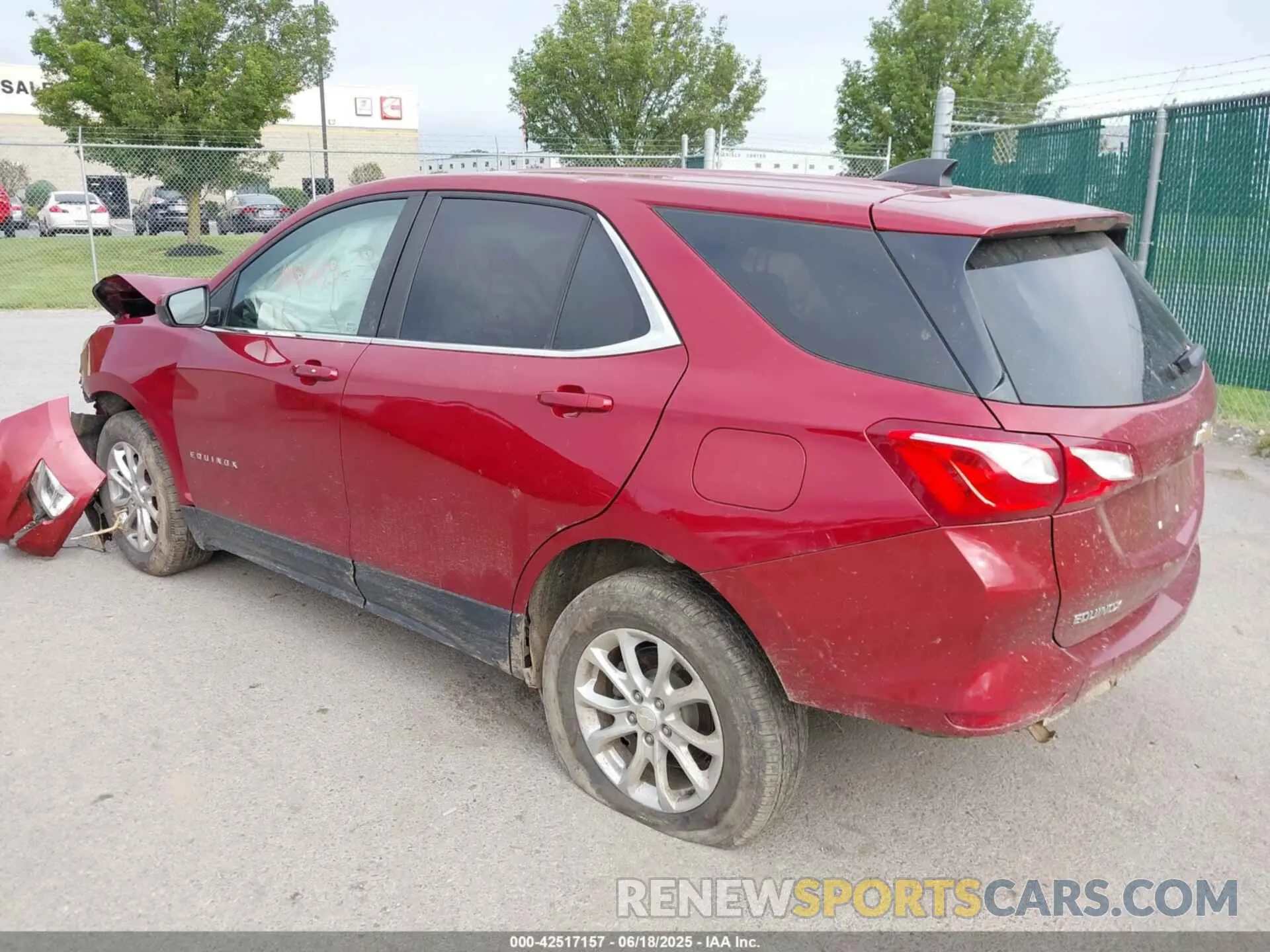 3 Photograph of a damaged car 2GNAXUEVXM6111459 CHEVROLET EQUINOX 2021