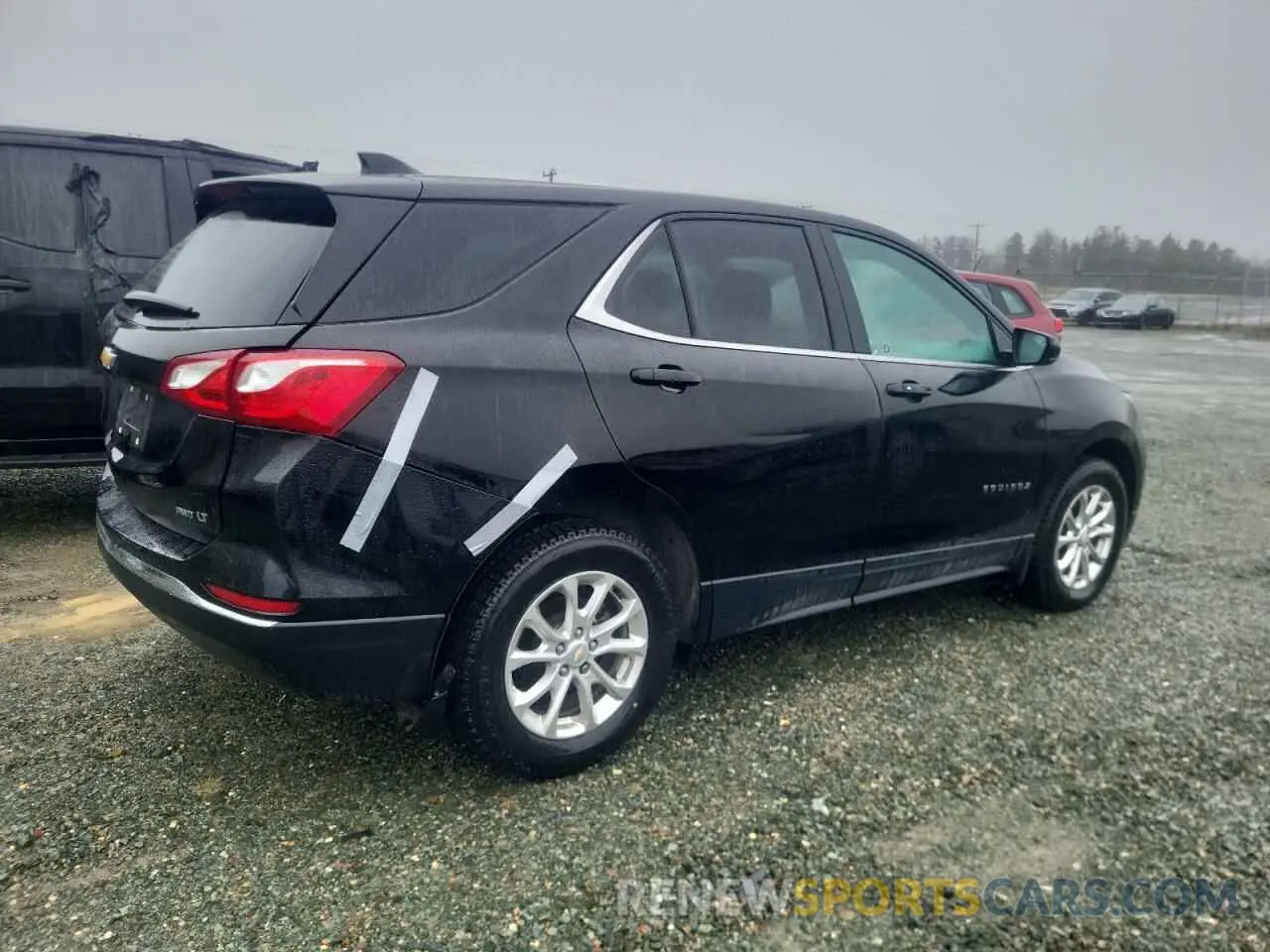 3 Photograph of a damaged car 2GNAXUEVXM6161133 CHEVROLET EQUINOX 2021