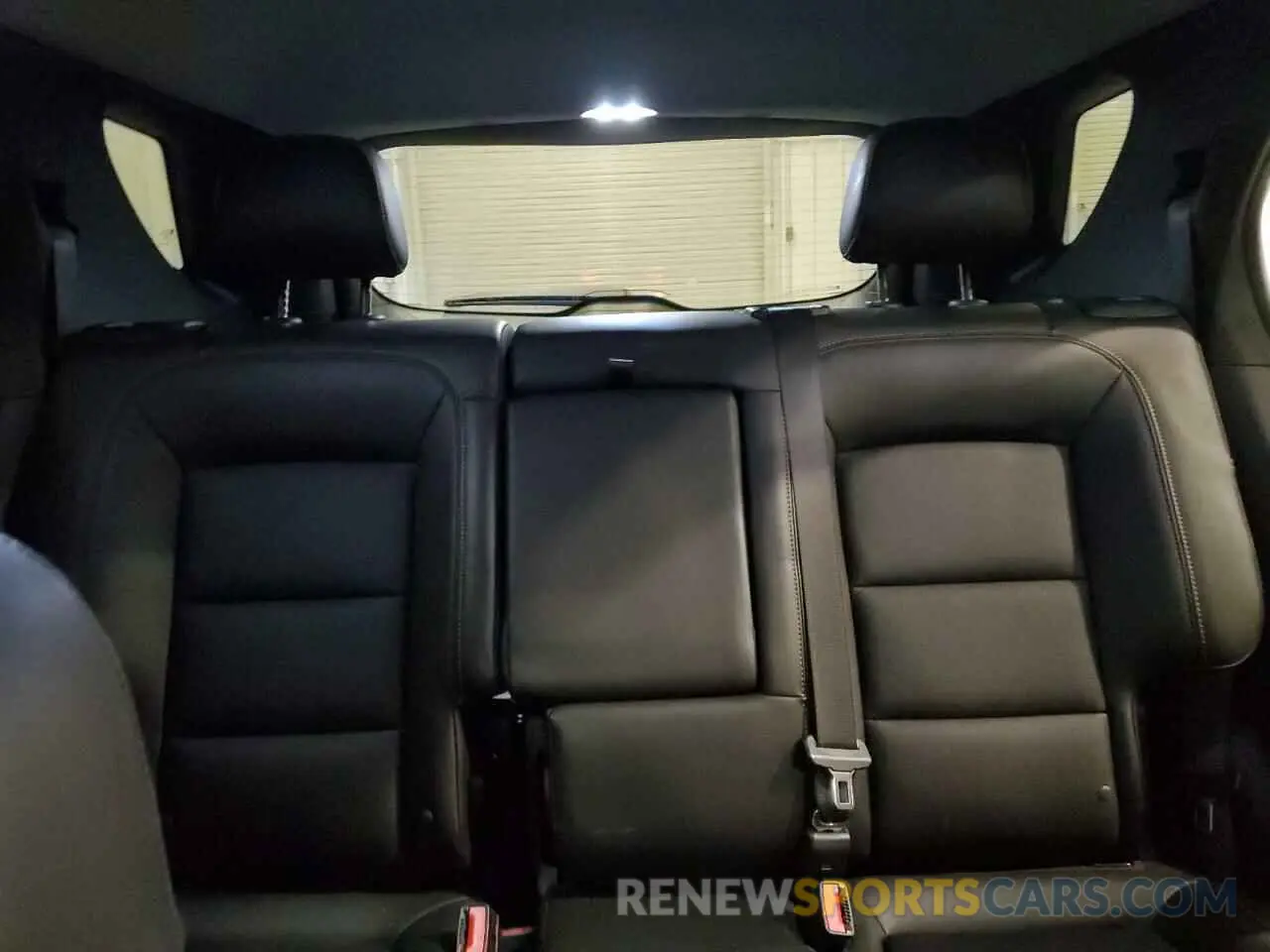 10 Photograph of a damaged car 2GNAXXEV0M6105445 CHEVROLET EQUINOX 2021