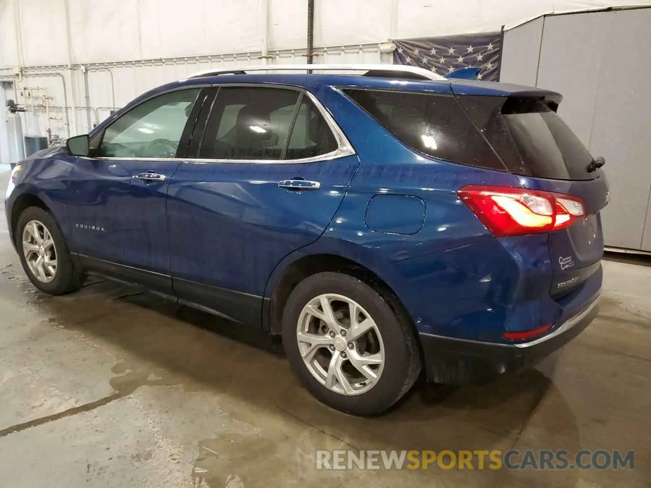 2 Photograph of a damaged car 2GNAXXEV0M6105445 CHEVROLET EQUINOX 2021