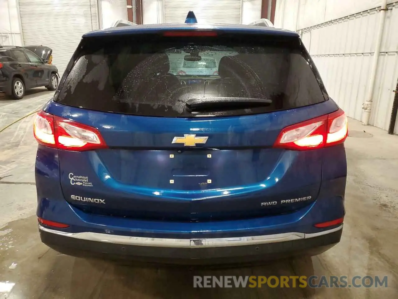 6 Photograph of a damaged car 2GNAXXEV0M6105445 CHEVROLET EQUINOX 2021