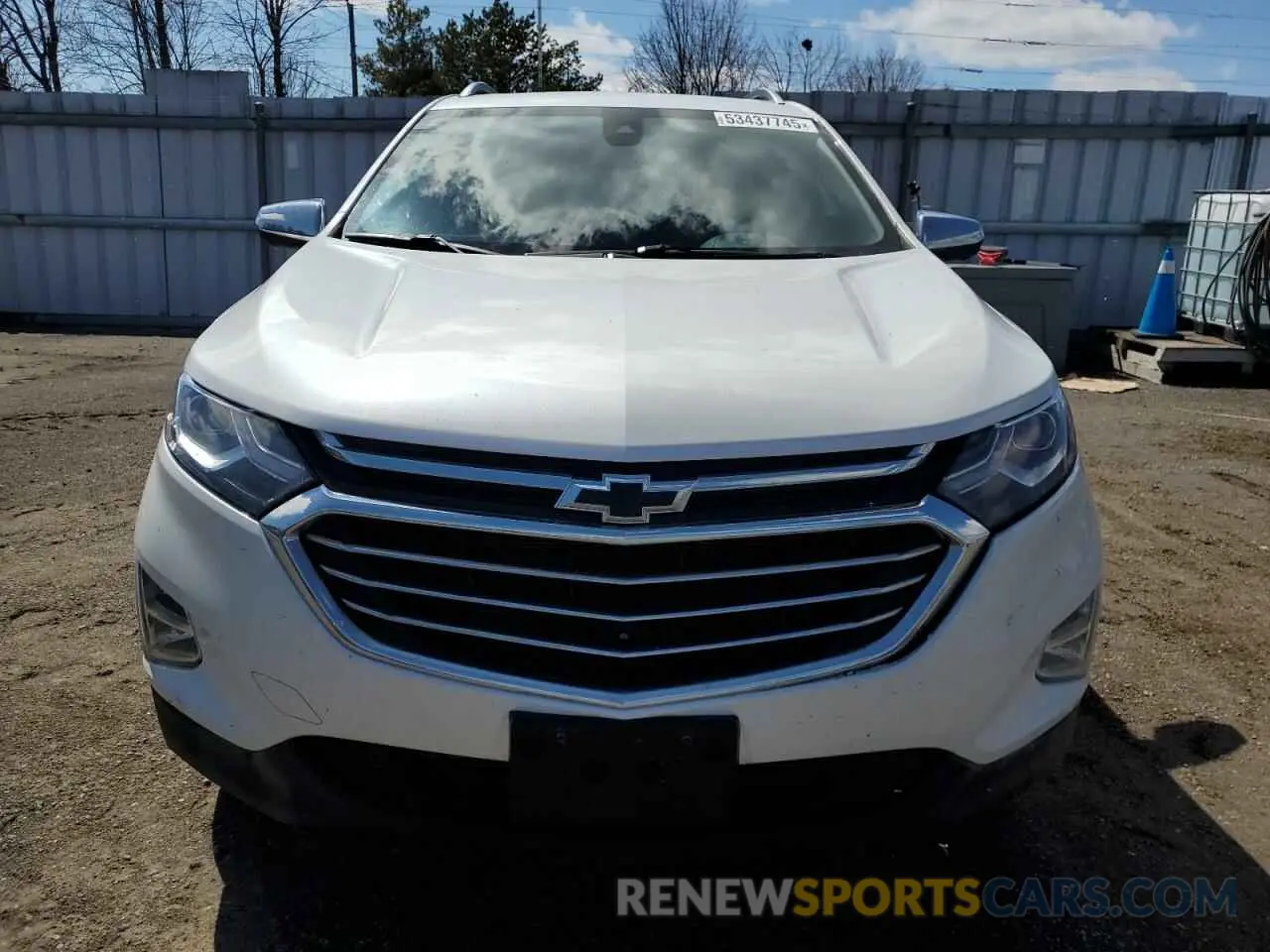 5 Photograph of a damaged car 2GNAXXEV6M6137669 CHEVROLET EQUINOX 2021
