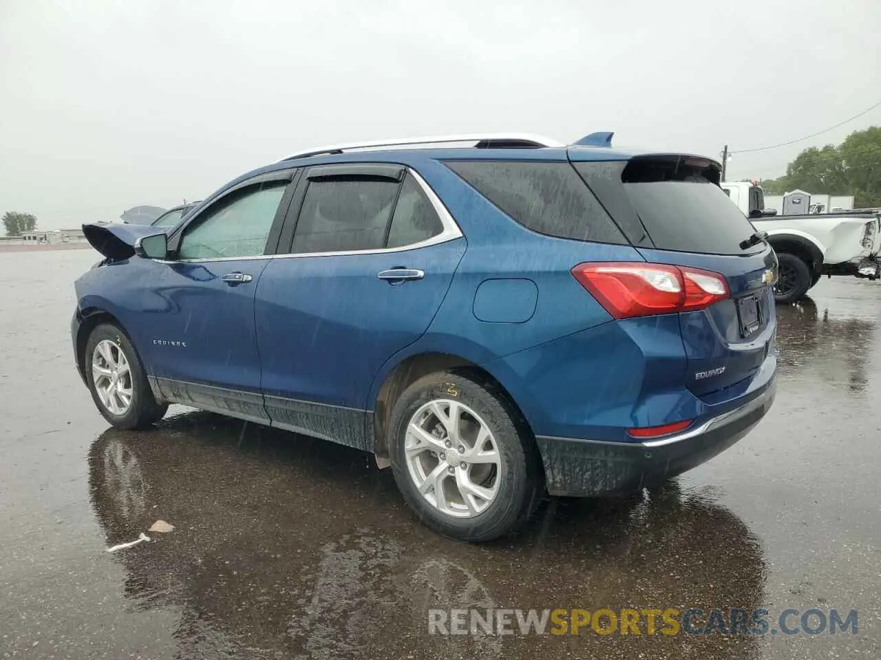 2 Photograph of a damaged car 2GNAXXEV7M6159485 CHEVROLET EQUINOX 2021