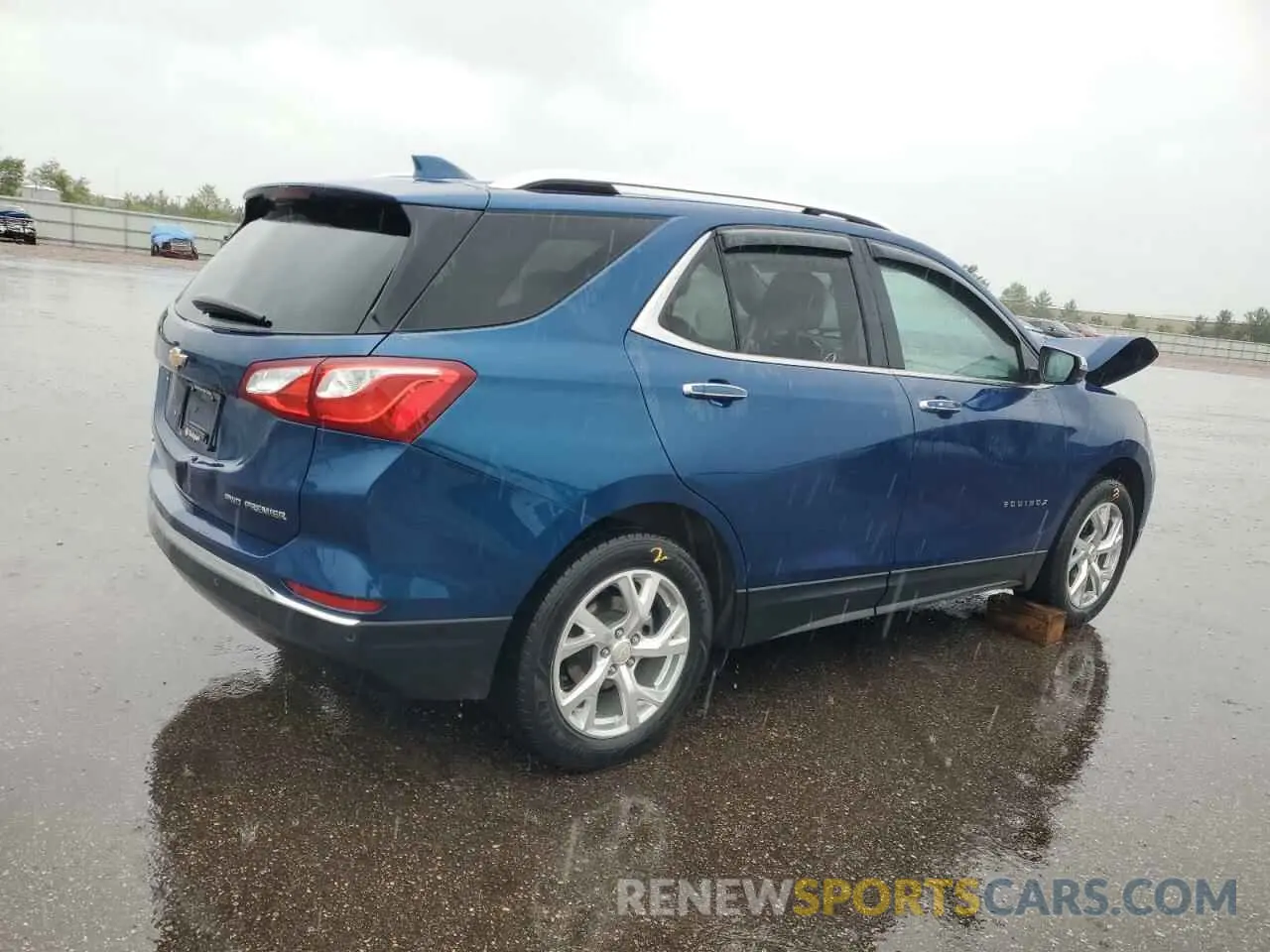 3 Photograph of a damaged car 2GNAXXEV7M6159485 CHEVROLET EQUINOX 2021