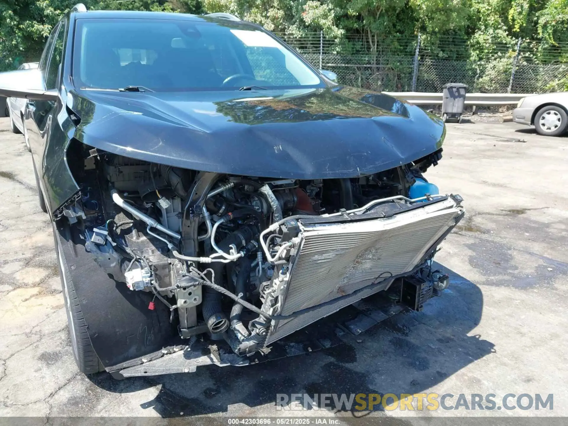 6 Photograph of a damaged car 2GNAXXEV8M6143697 CHEVROLET EQUINOX 2021