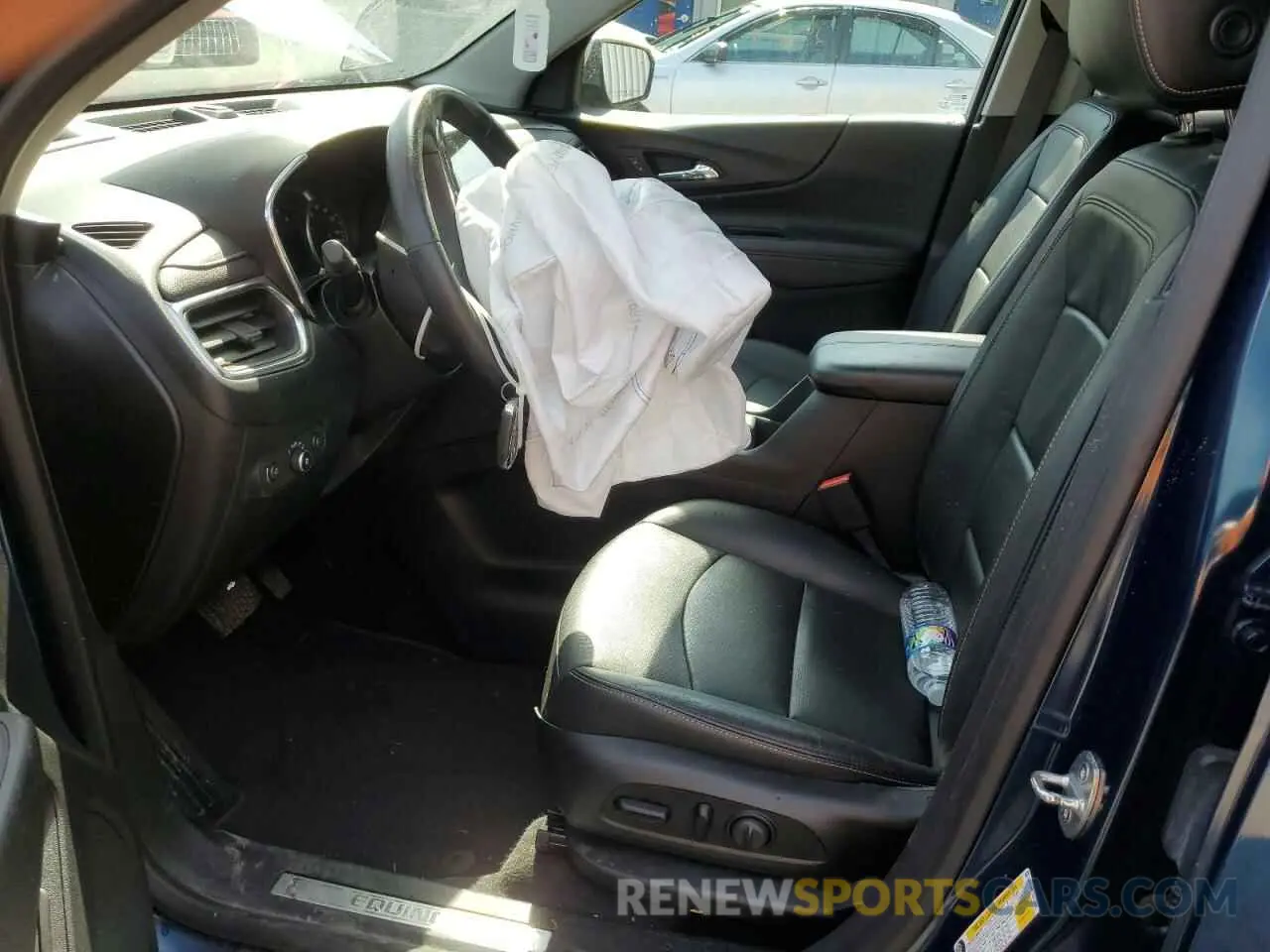 7 Photograph of a damaged car 2GNAXXEV9M6115343 CHEVROLET EQUINOX 2021