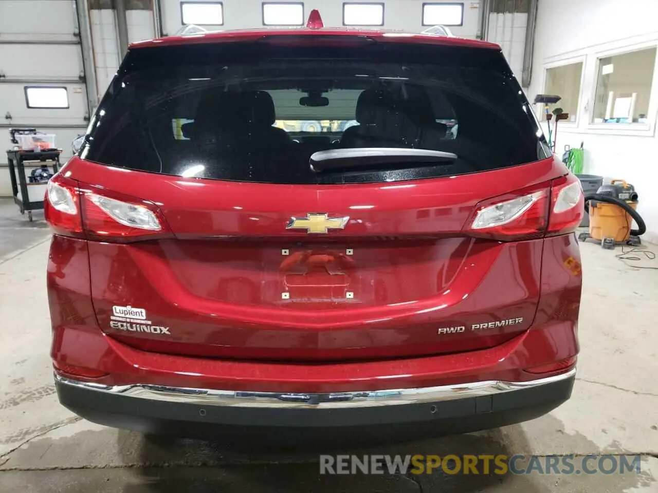 6 Photograph of a damaged car 2GNAXXEVXM6151610 CHEVROLET EQUINOX 2021